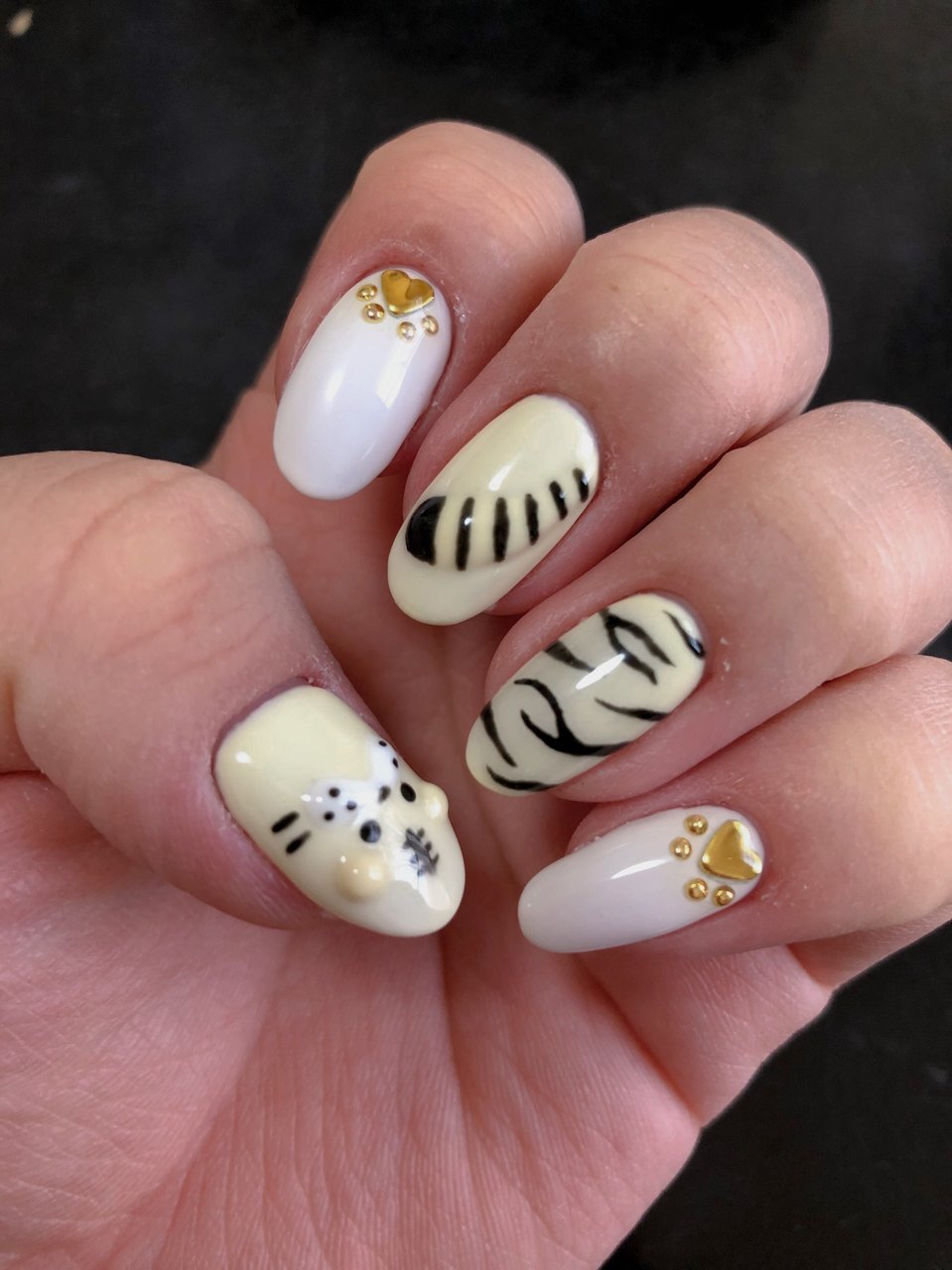 オールシーズン ハンド アニマル柄 ショート ホワイト Kyaran のネイルデザイン No ネイルブック