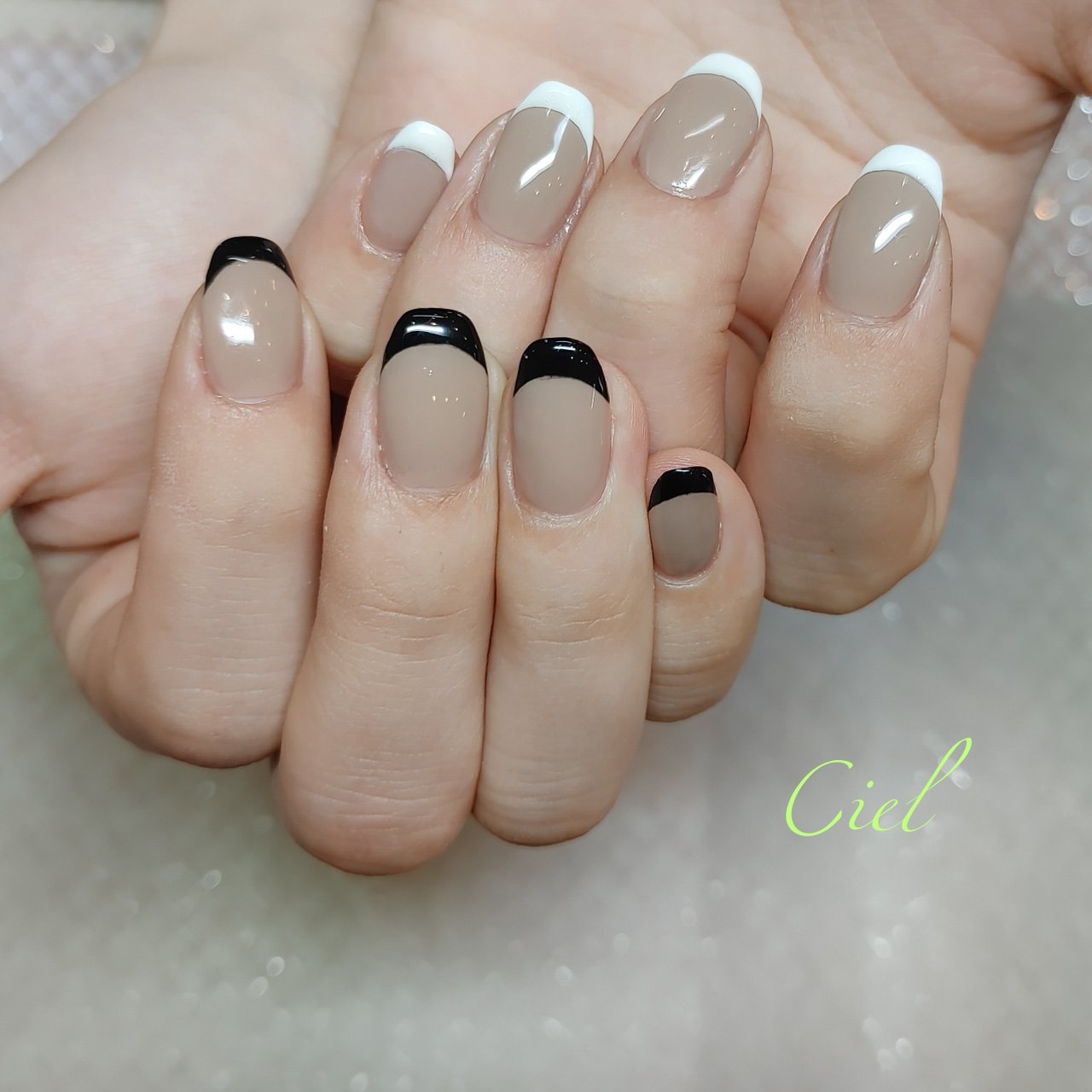 オールシーズン ハンド フレンチ ミディアム ホワイト Boutique De Nails Ciel ブティークドゥネイルズ シエルのネイル デザイン No 696 ネイルブック