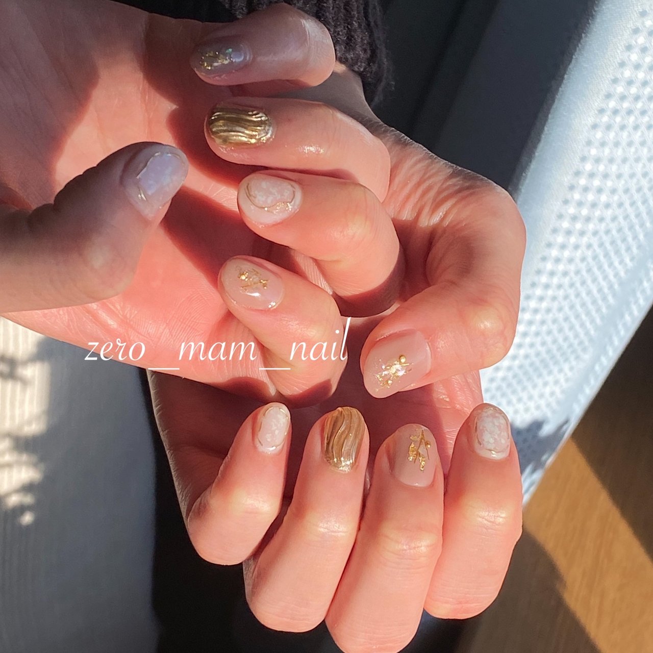 成人式 ハンド 変形フレンチ ビジュー ラメ Zero Mam Nailのネイルデザイン No ネイルブック