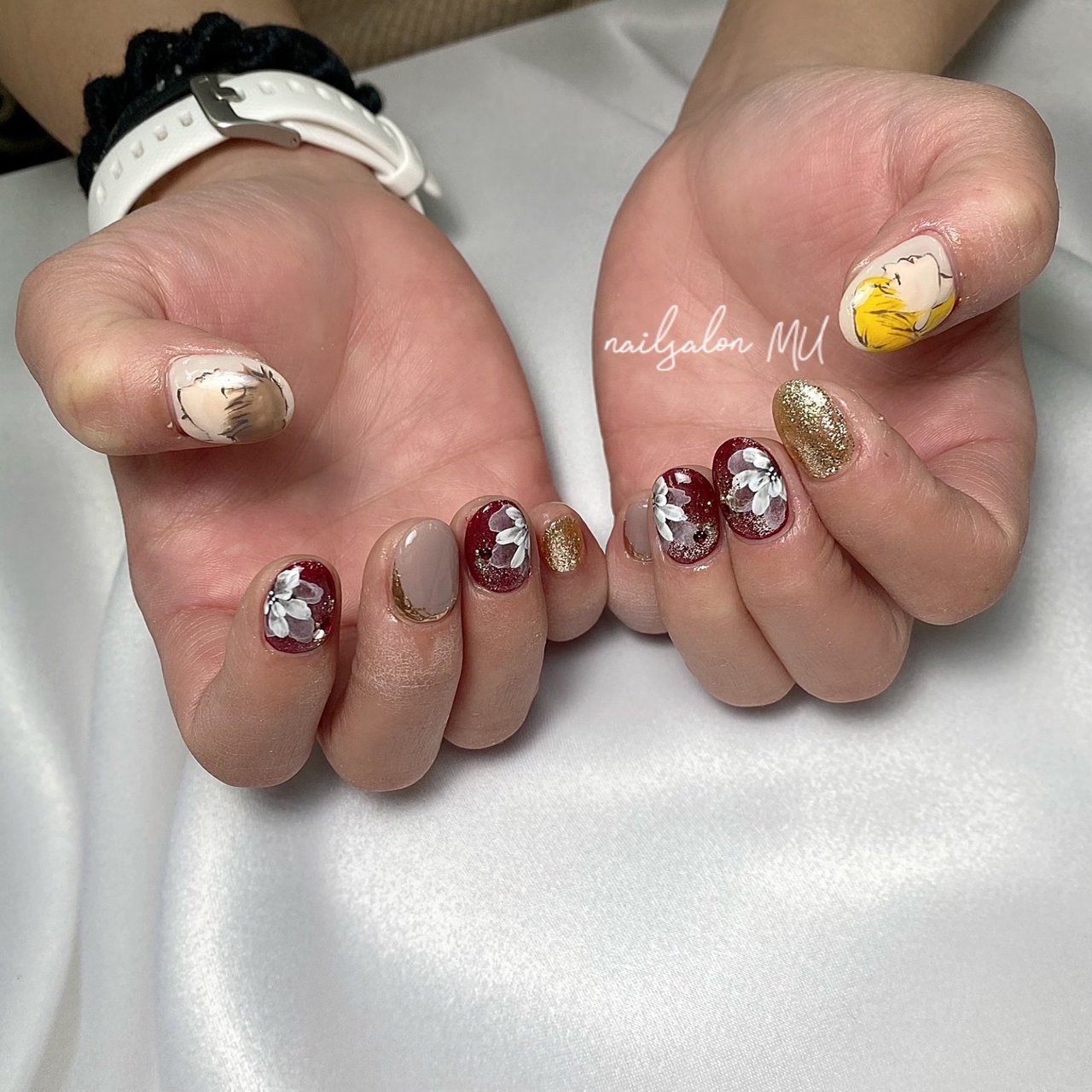 ラメ フラワー キャラクター マグネット アイシング Nailsalon Mu ミウ のネイルデザイン No ネイルブック