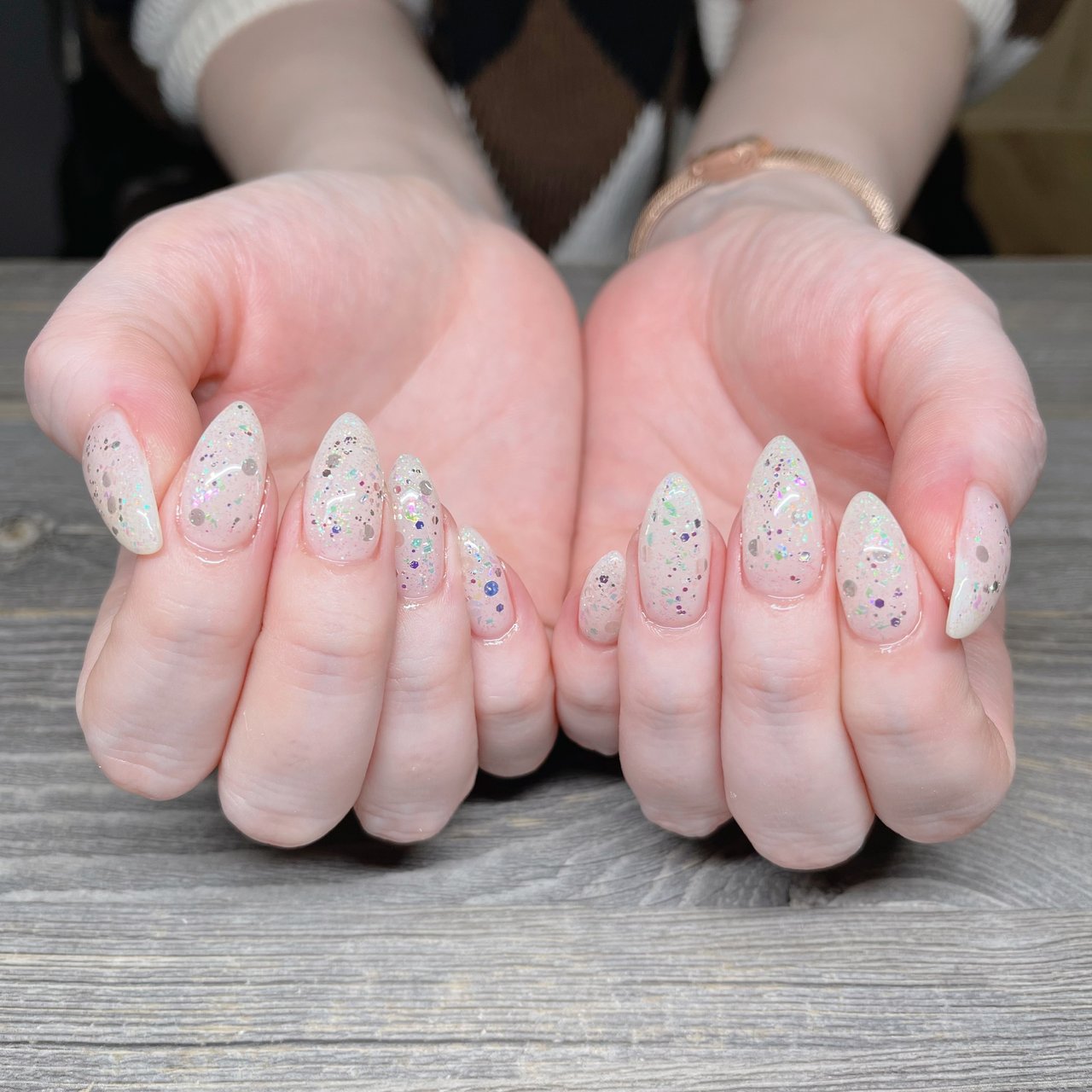 ハンド シンプル ホログラム ラメ ワンカラー Drop Nailのネイルデザイン No ネイルブック