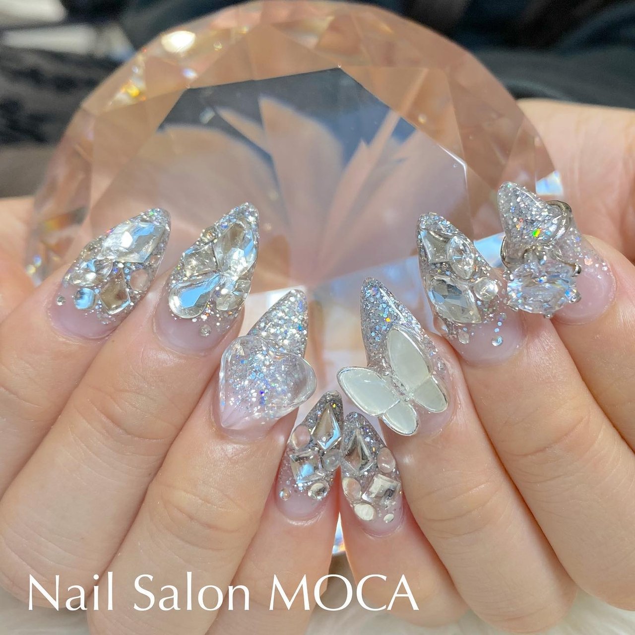 オールシーズン 成人式 ブライダル パーティー ハンド Nail Salon Mocaのネイルデザイン No ネイルブック