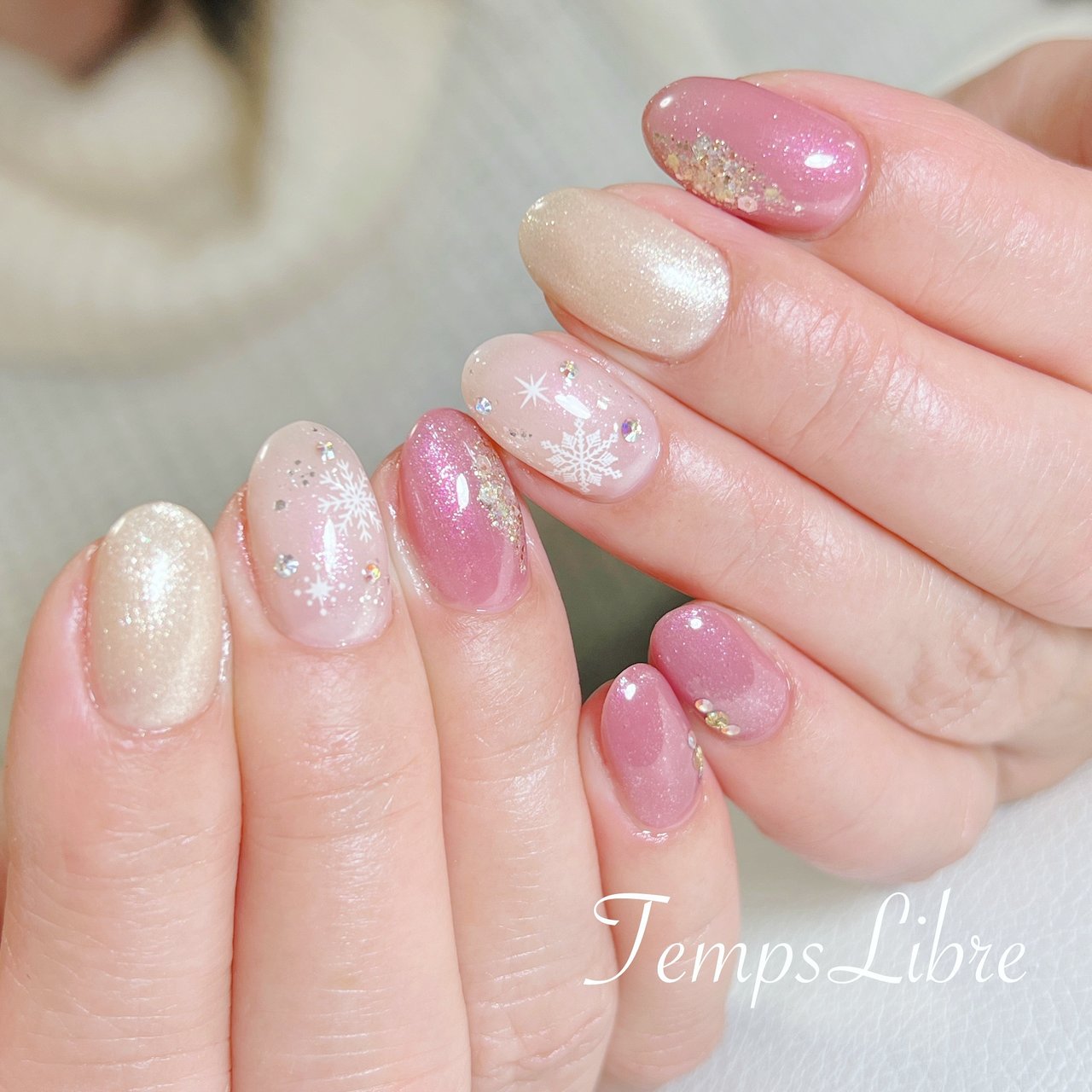 冬 ハンド シンプル ミディアム クリア Temps Libreのネイルデザイン No ネイルブック