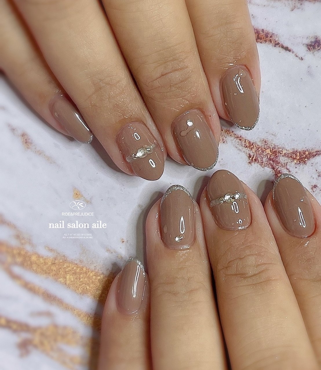 オールシーズン オフィス ハンド シンプル ビジュー Nail Salon Aileのネイルデザイン No ネイルブック