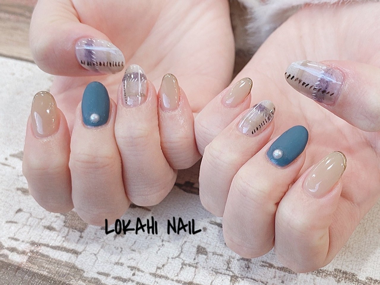 冬 ハンド チェック ミディアム ベージュ Lokahi Nail ロカヒネイルのネイルデザイン No ネイルブック