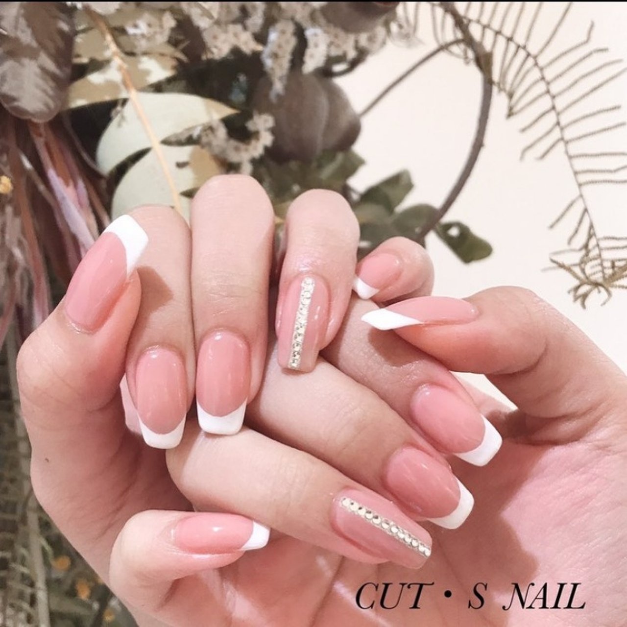 オールシーズン ハンド シンプル フレンチ ロング Cut S Nail Salonのネイルデザイン No ネイルブック