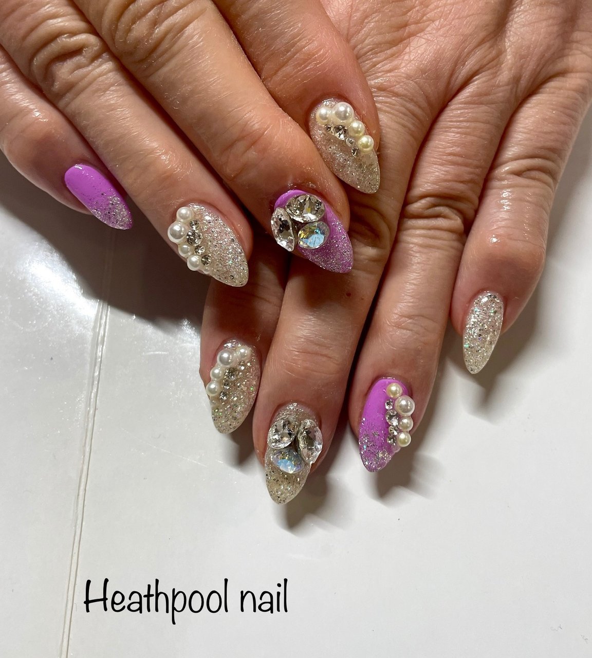 ハンド ビジュー ホログラム ラメ パール Heathpoolnailのネイルデザイン No ネイルブック