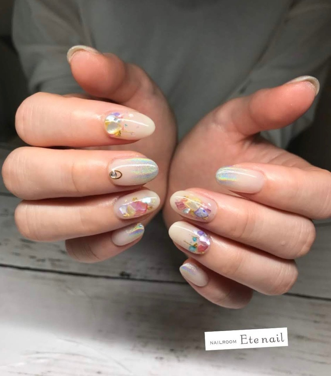 夏 海 リゾート ハンド シェル Ete Nailのネイルデザイン No ネイルブック