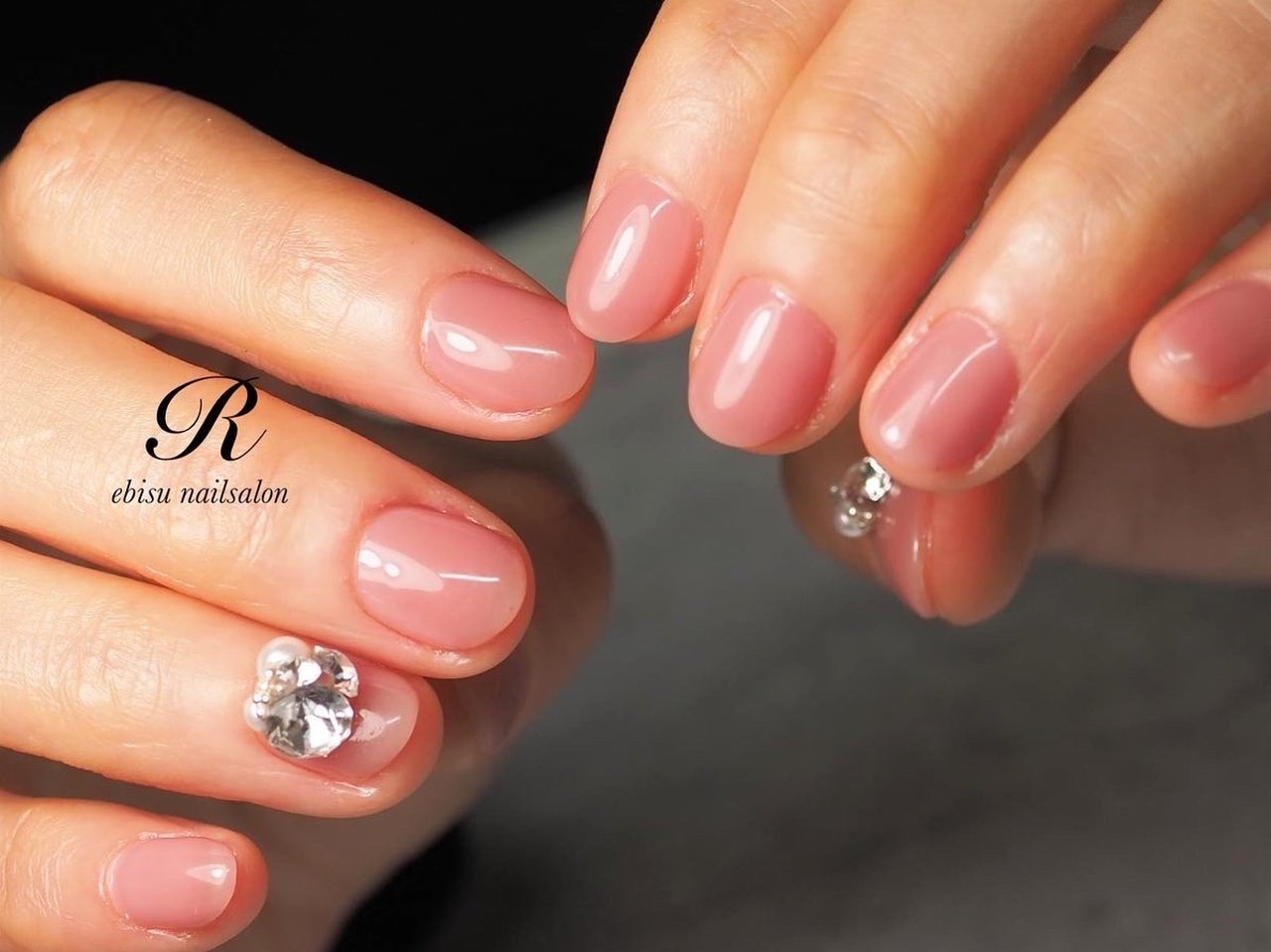 オールシーズン パーティー デート 女子会 ハンド Ebisu Nailsalon Rのネイルデザイン No ネイルブック
