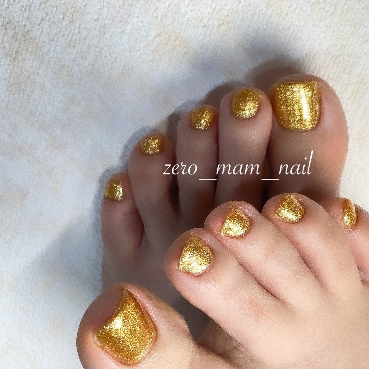 オールシーズン フット ワンカラー ゴールド ジェルネイル Zero Mam Nailのネイルデザイン No ネイルブック