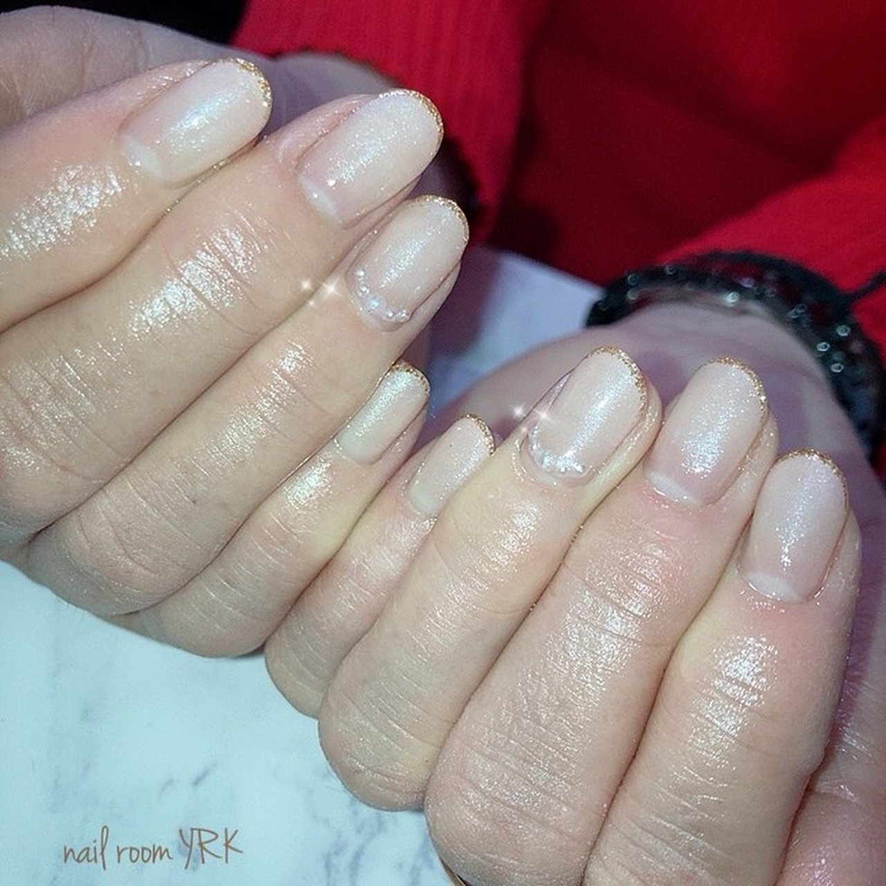 オールシーズン ハンド グラデーション パール ジェルネイル Nail Room Yrkのネイルデザイン No ネイルブック