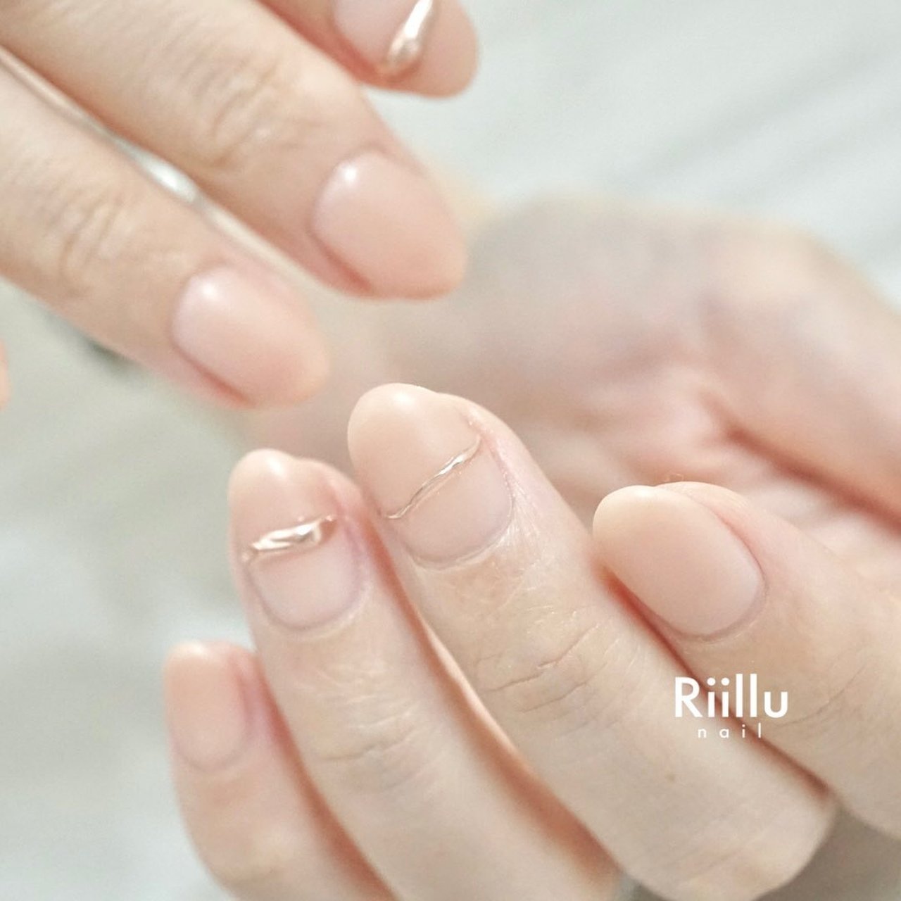 オールシーズン オフィス デート ハンド シンプル Nail Fikapausのネイルデザイン No ネイルブック