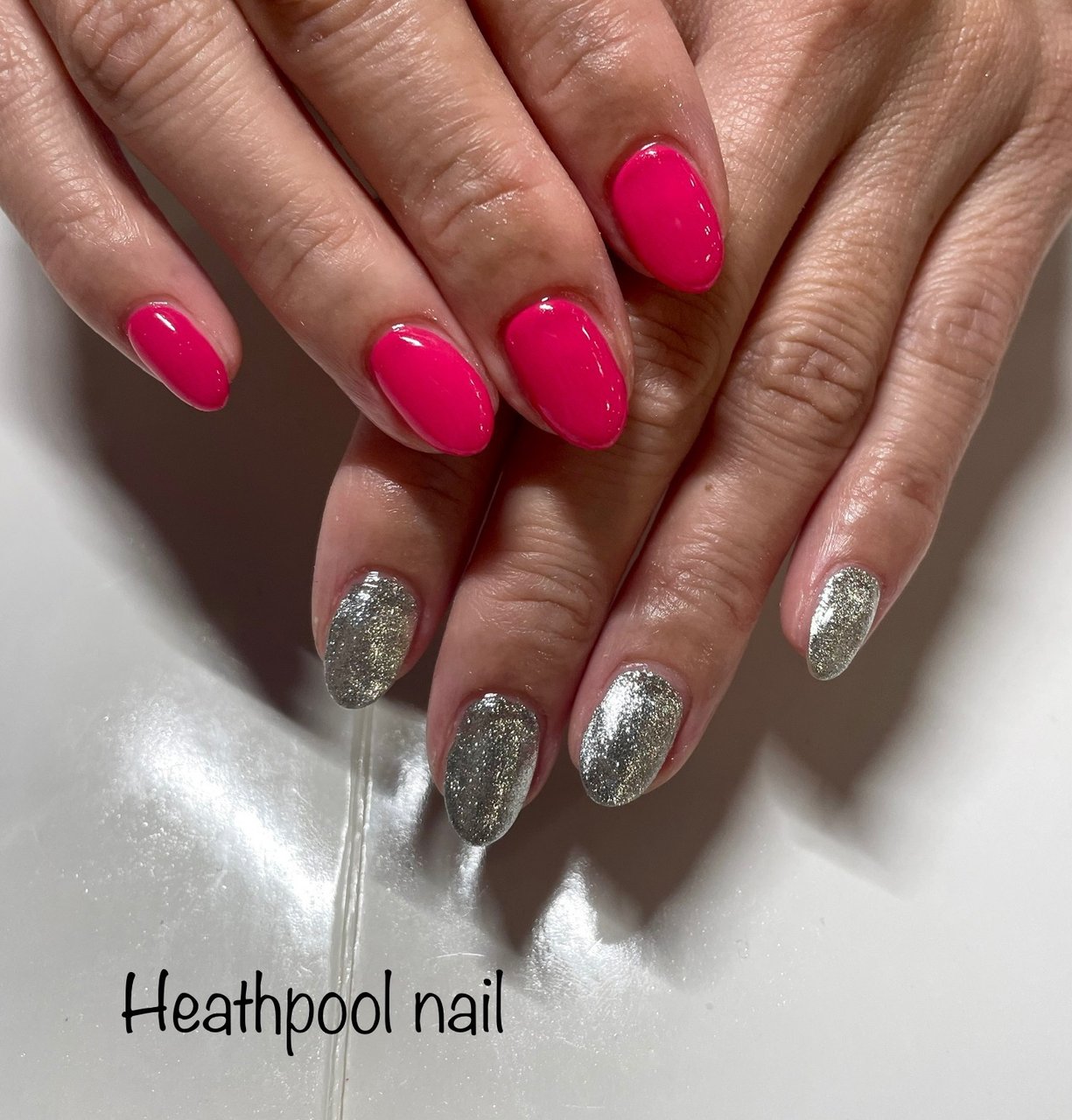 ハンド ラメ ワンカラー ピンク シルバー Heathpoolnailのネイルデザイン No ネイルブック