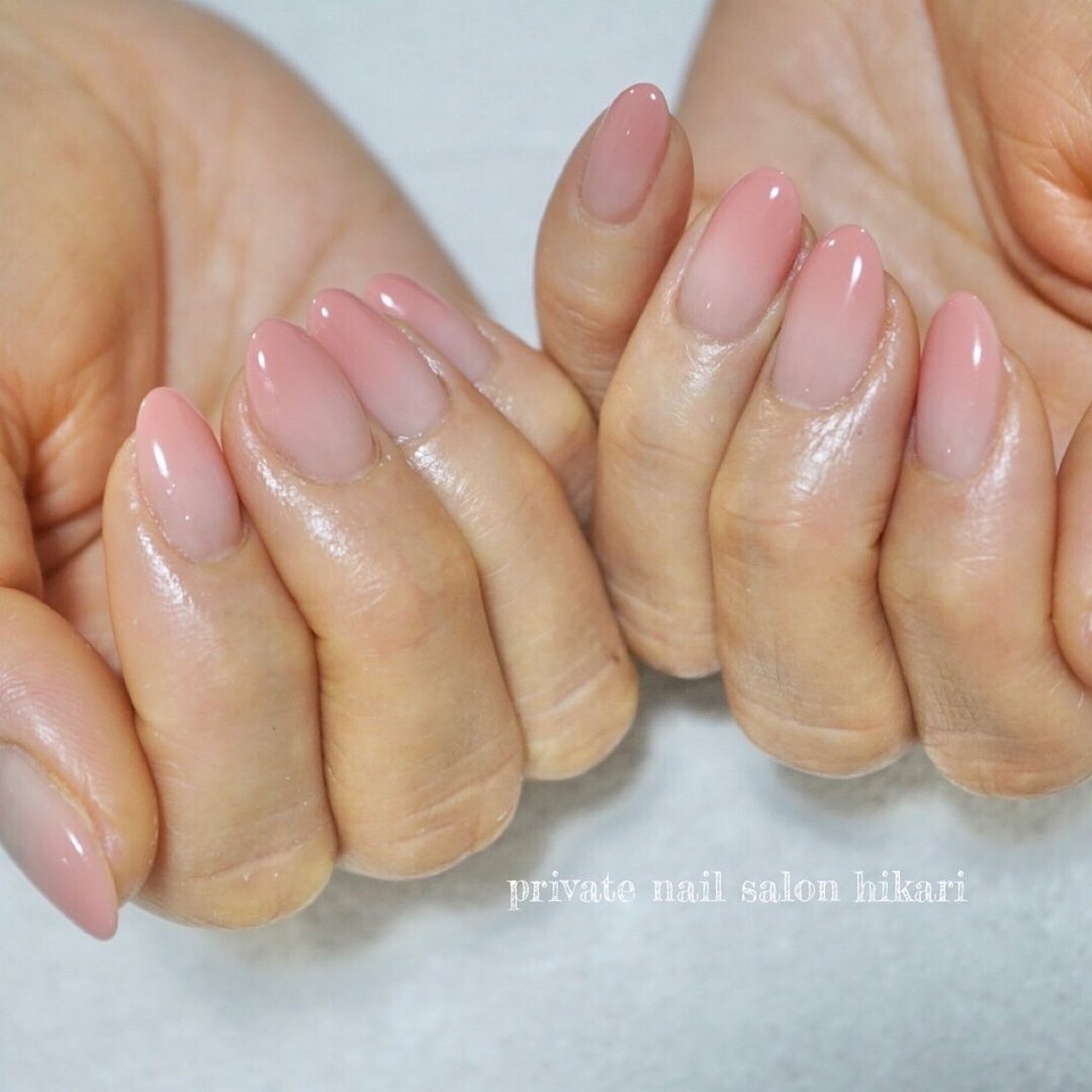 オールシーズン ハンド シンプル グラデーション ミディアム Hikarinailのネイルデザイン No ネイルブック