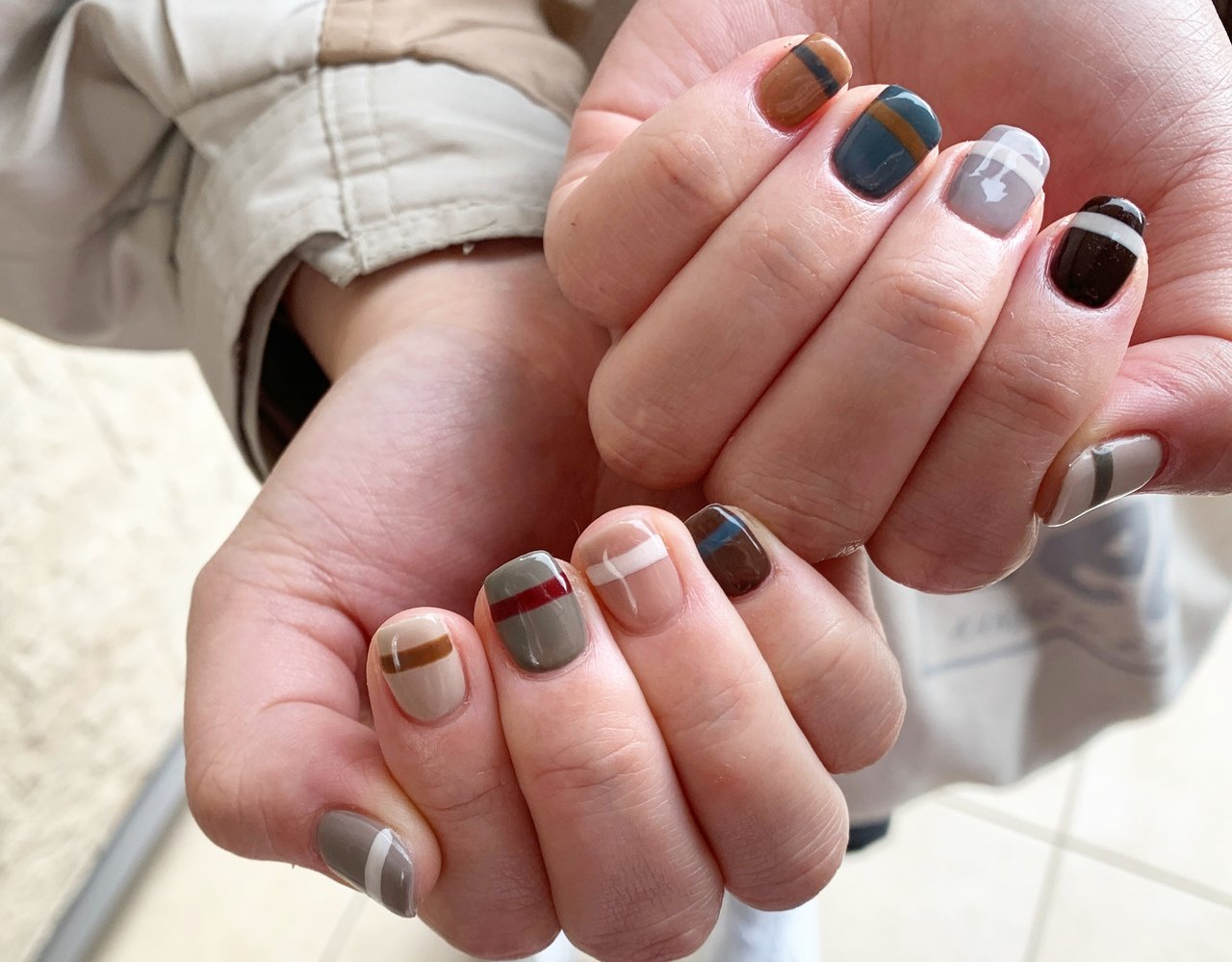 冬 オールシーズン ハンド シンプル アースカラー Charmantnailのネイルデザイン No ネイルブック