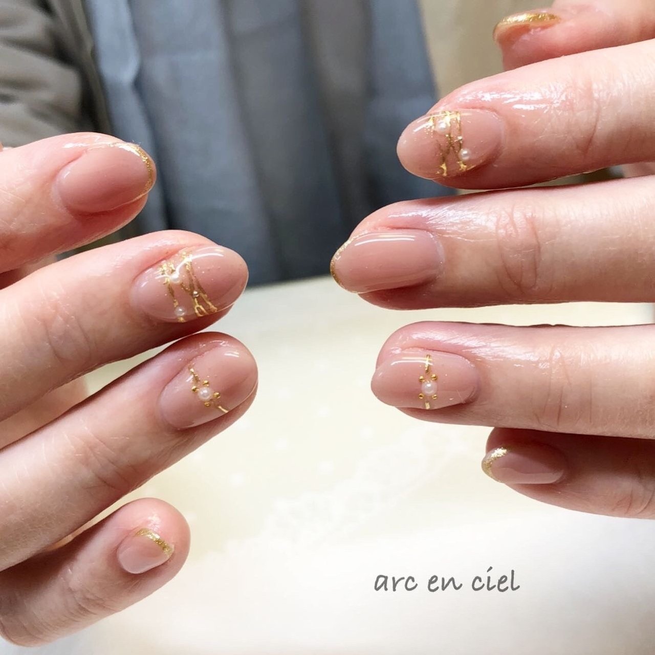 バレンタイン オフィス ハンド シンプル ビジュー Nail Arcencielのネイルデザイン No ネイルブック