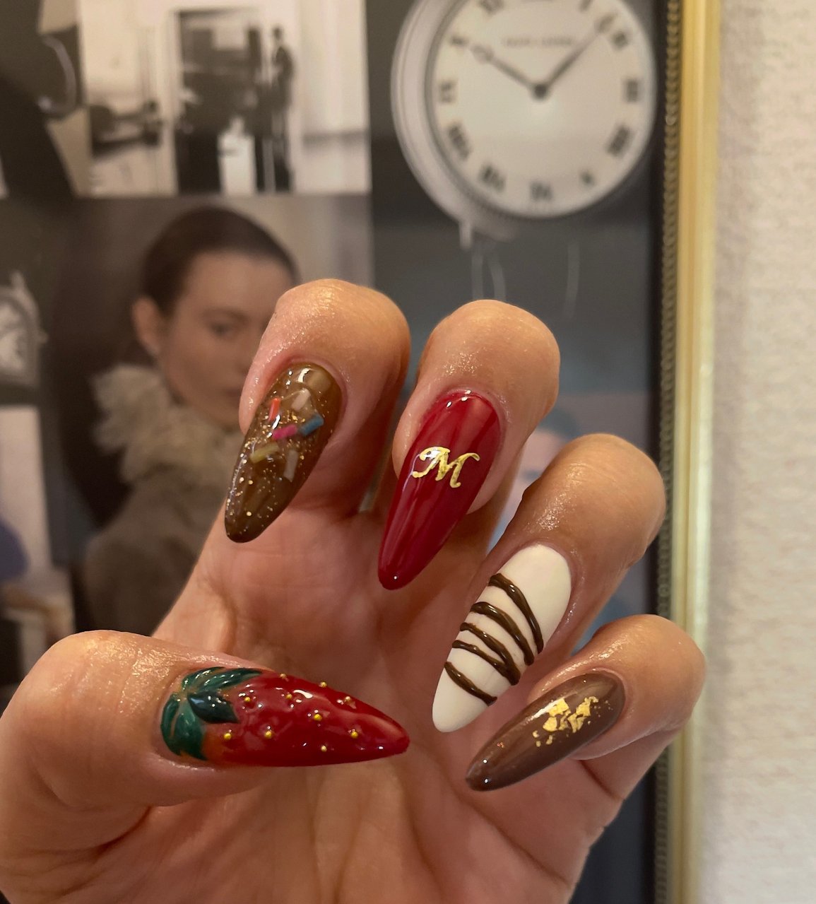 バレンタイン ハンド スイーツ フルーツ ミディアム Pacey ペイシー のネイルデザイン No ネイルブック