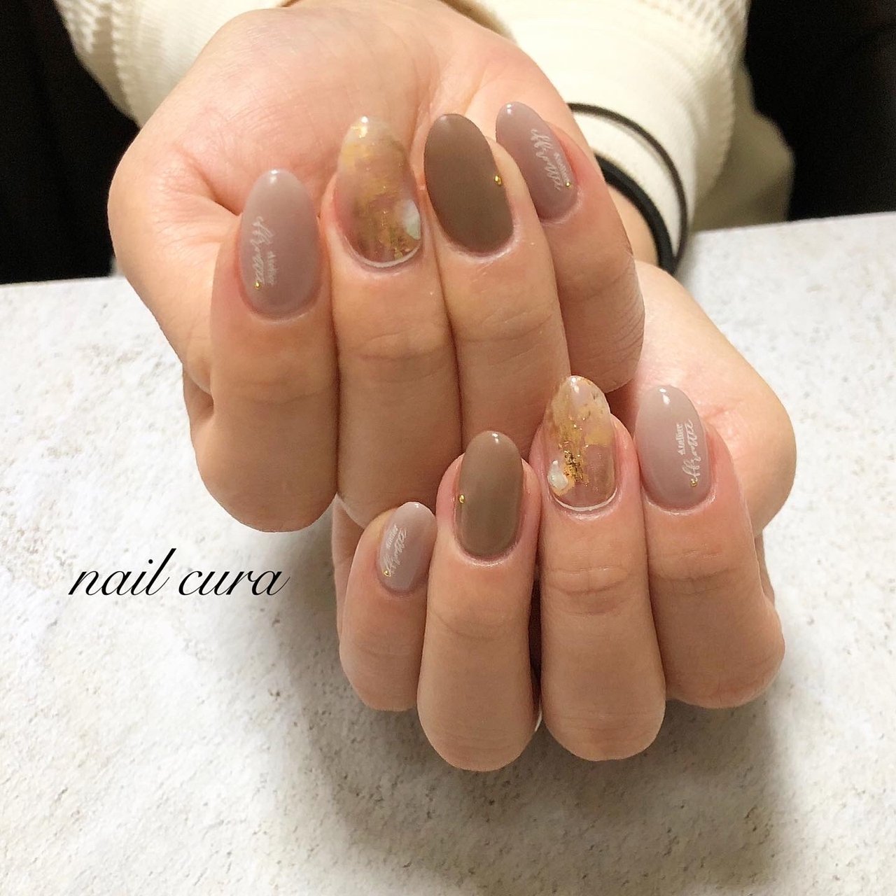 ハンド シェル 大理石 ニュアンス マット Nailcuraのネイルデザイン No ネイルブック