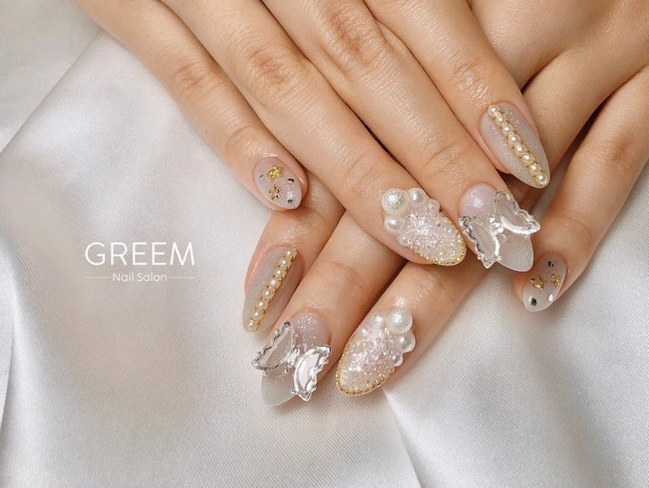デート 女子会 パール クリスタルピクシー グレージュ Greemのネイルデザイン No ネイルブック