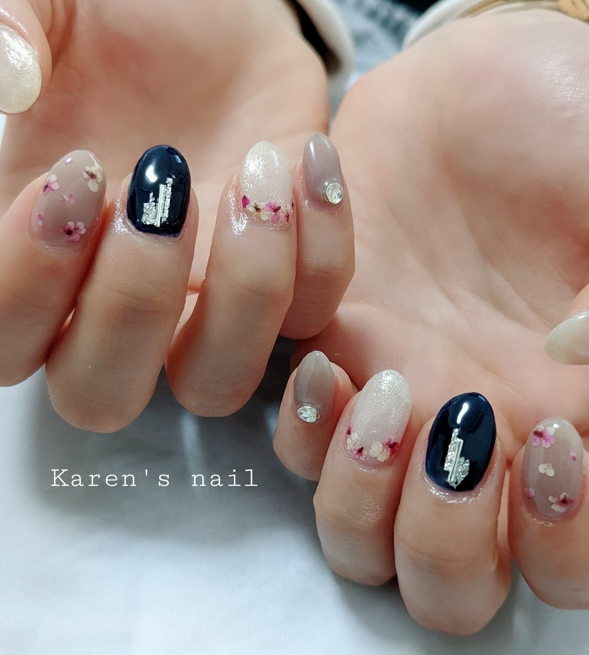 春 冬 ブライダル パーティー ハンド Karen S Nail Rierinのネイルデザイン No ネイルブック