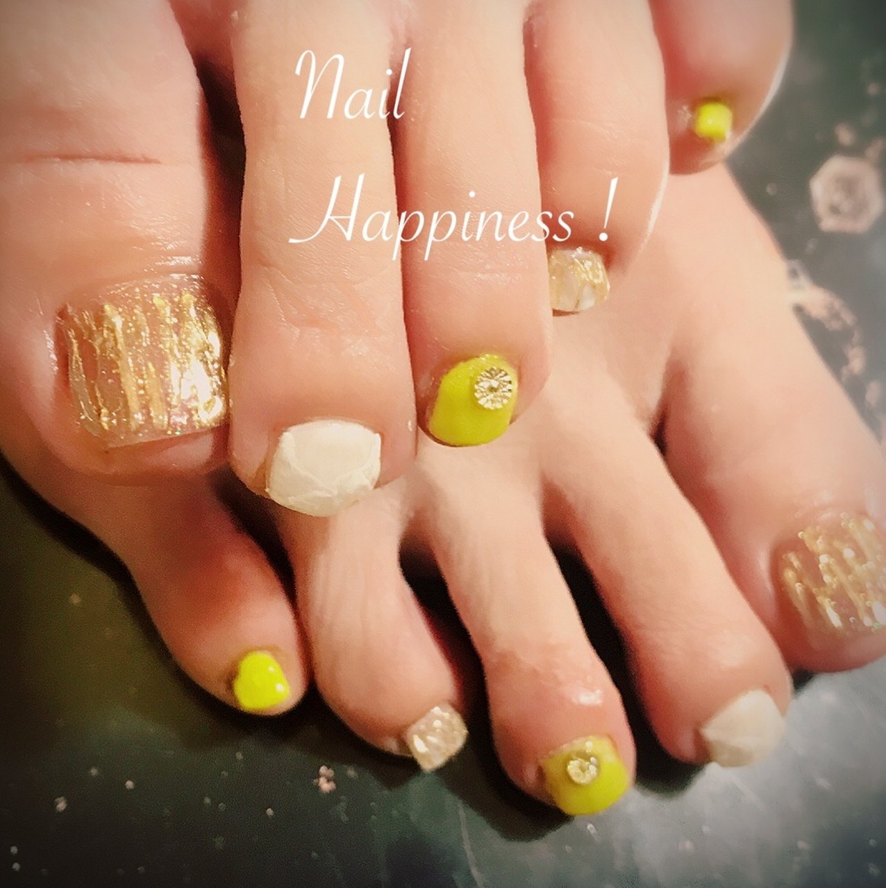 オールシーズン フット ミラー ホワイト イエロー Nail Happiness ネイルハピネス ささきまきのネイルデザイン No ネイルブック