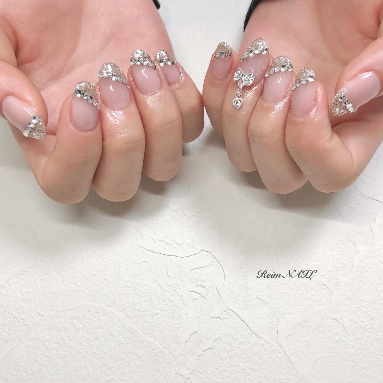 新品　ripinail リピネイル　フレンチ✖️ビジュー オールシーズン/ハンド/フレンチ/ビジュー/ホワイト - A . nail