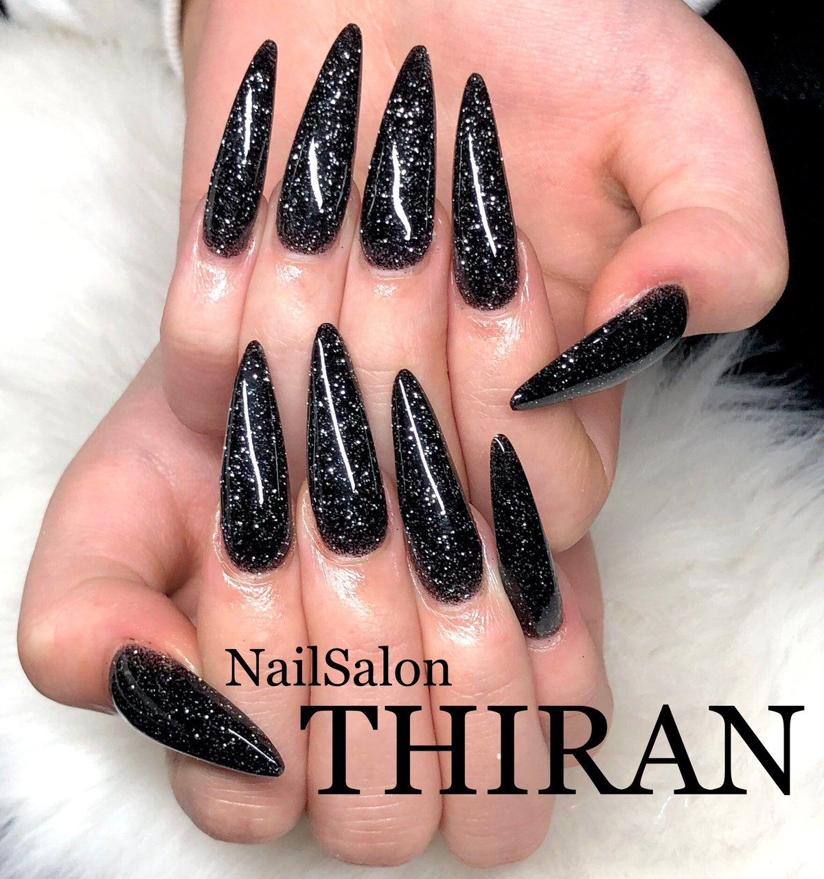 オールシーズン ハンド シンプル ラメ ワンカラー Nailsalon Thiranのネイルデザイン No ネイルブック