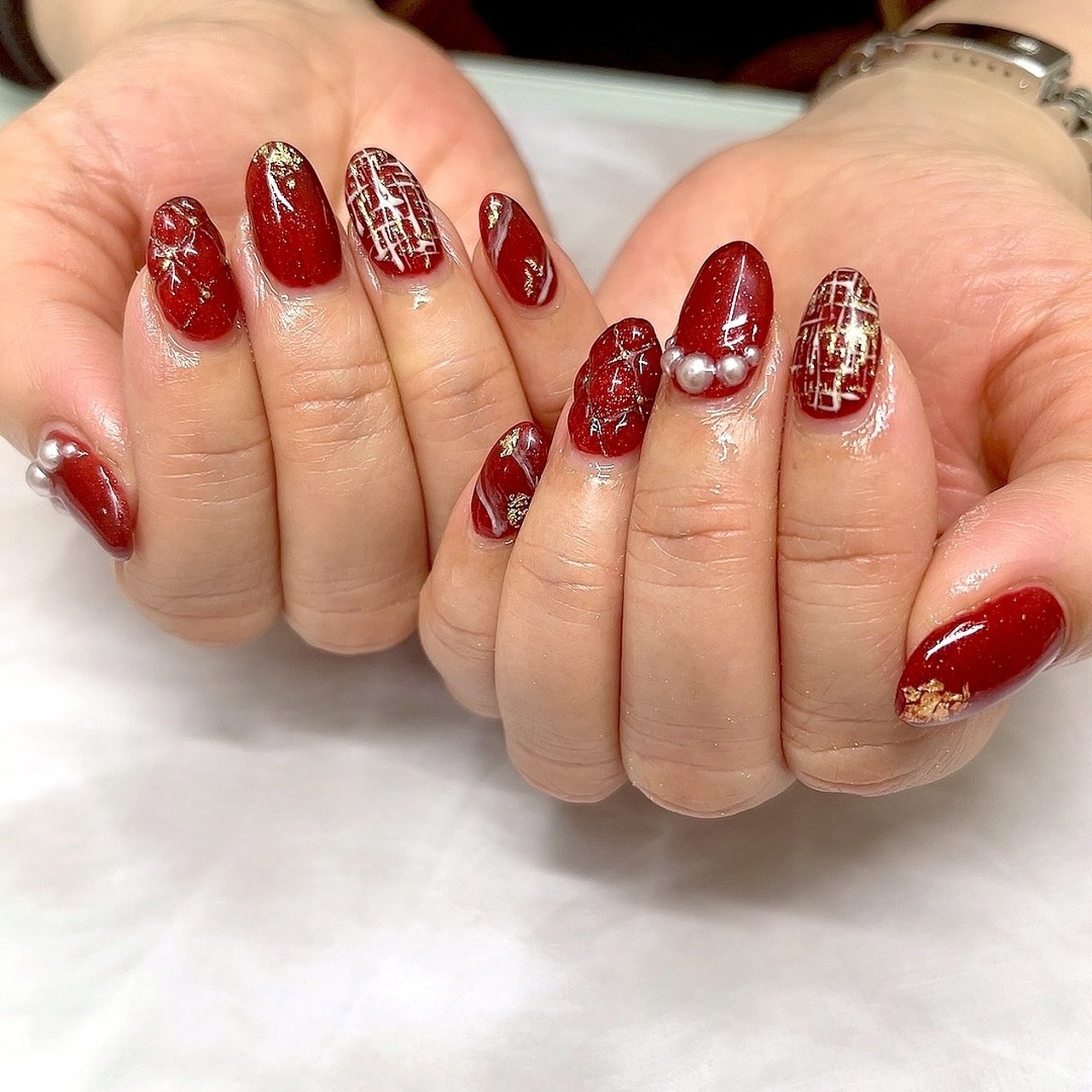 レッド Crystal R Nail Salon のネイルデザイン No ネイルブック