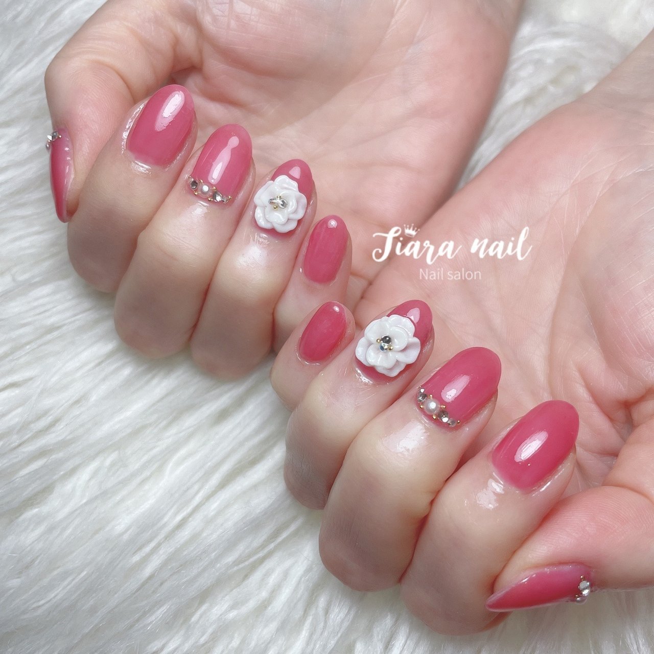 𝐭𝐢𝐚𝐫𝐚𝐧𝐚𝐢𝐥 ティアラネイルのネイルデザイン No ネイルブック