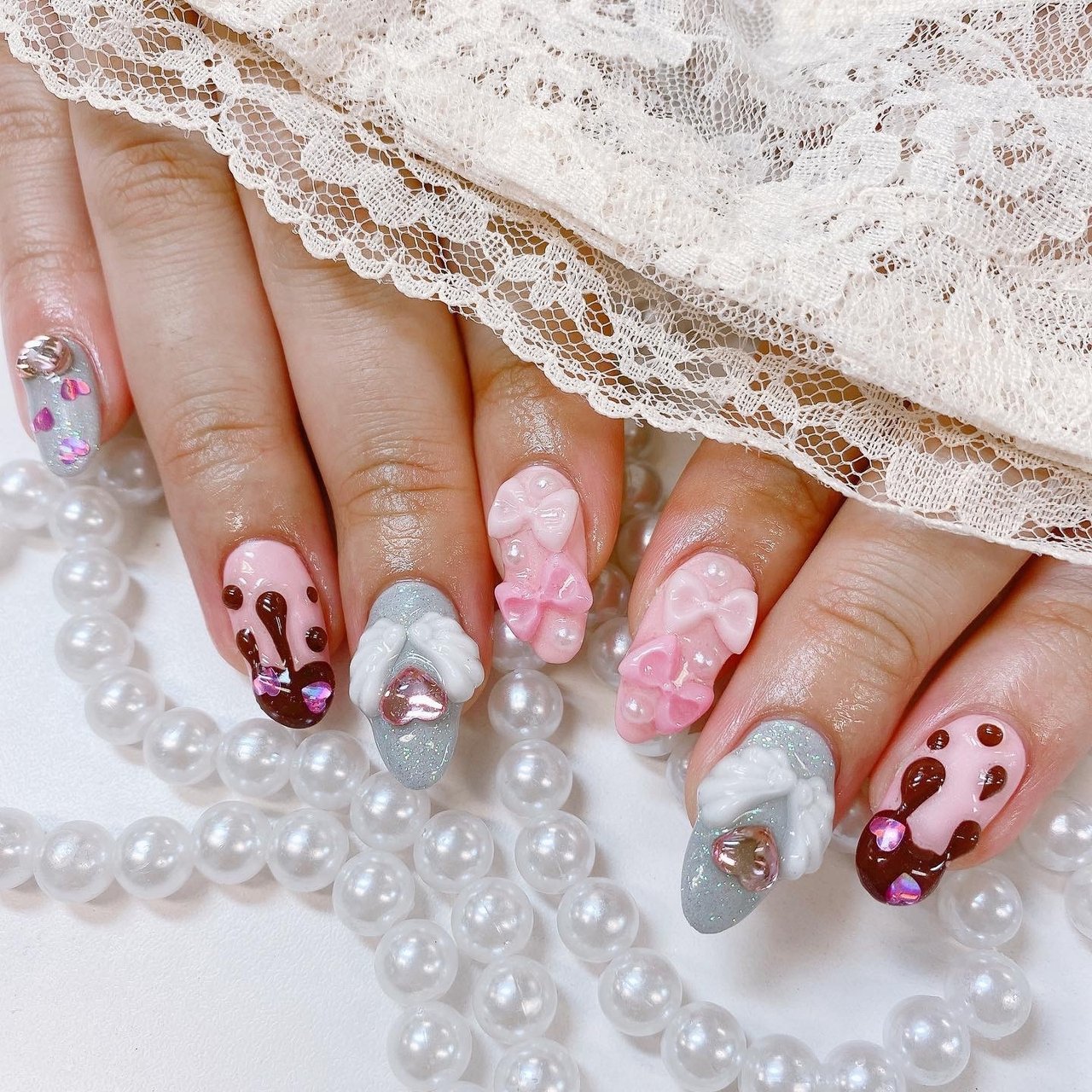 バレンタイン ハンド ラメ ハート 3d Beauty Upのネイルデザイン No ネイルブック