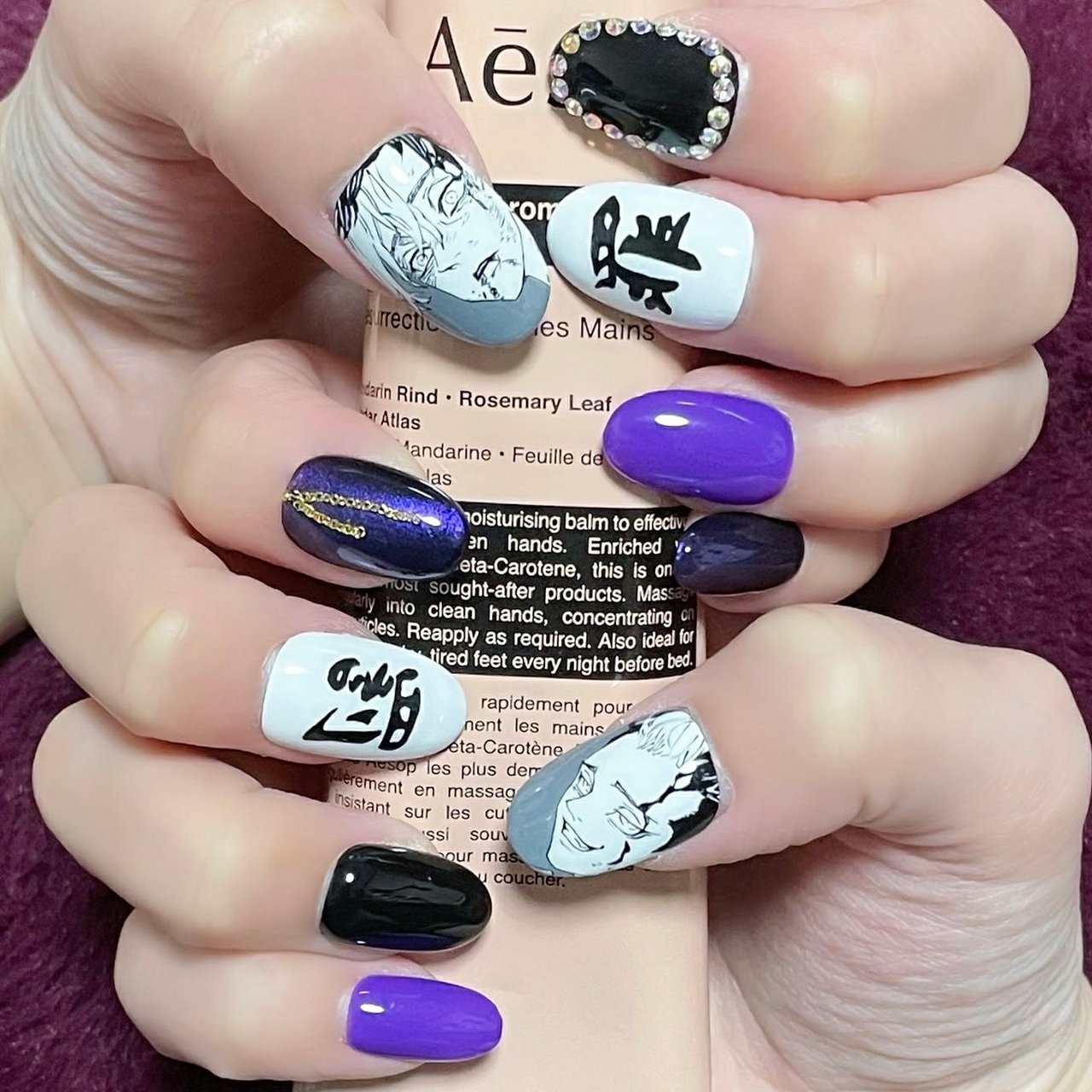 ハンド 痛ネイル キャラクター ジェルネイル ネイルチップ Hachimitsu Nailのネイルデザイン No ネイルブック