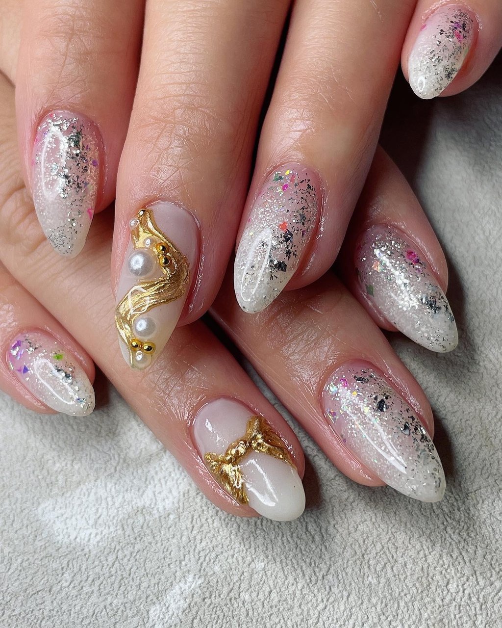 冬 ハンド ホログラム ラメ パール Nailsalon Blossomのネイルデザイン No ネイルブック