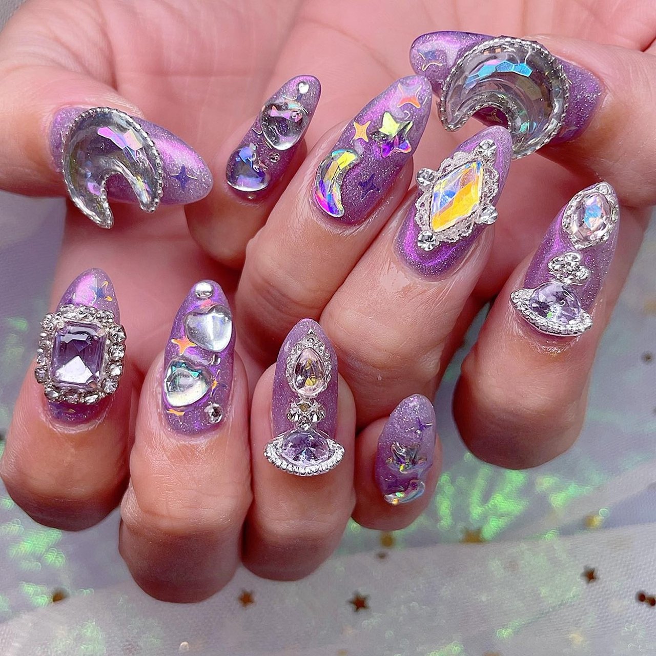 クロス ネイルパーツ ピンク 紫 ラメ ハンド/ビジュー/星/ミディアム/パープル - あいりのネイルデザイン[No