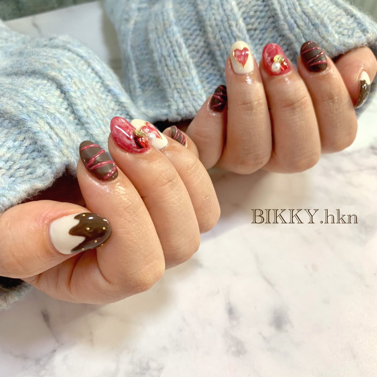 冬 バレンタイン ハンド スイーツ ショート Nail Salon Bikky彦根店のネイルデザイン No ネイルブック