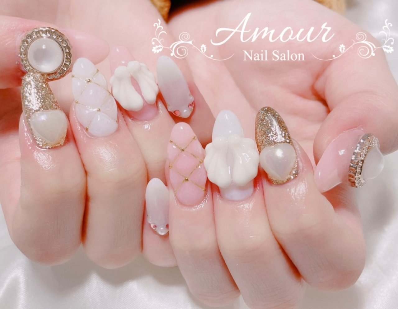ハンド ビジュー ラメ ハート パール Nailsalon Amourのネイルデザイン No ネイルブック