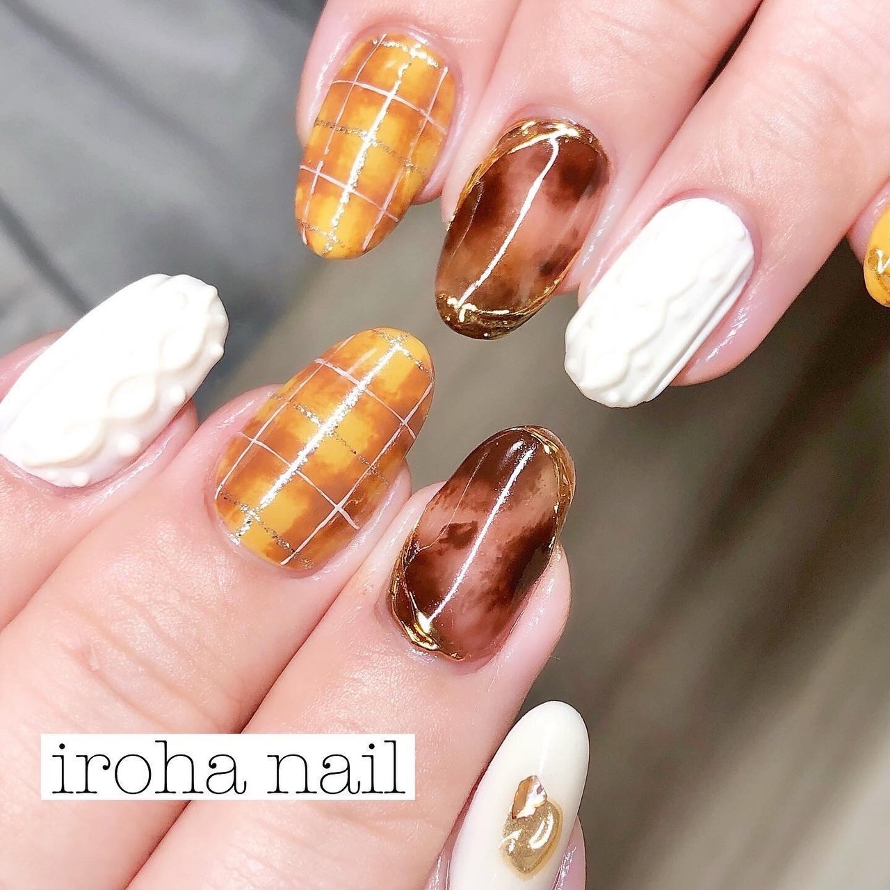 秋 冬 ハンド チェック ニット Iroha Nail Neのネイルデザイン No ネイルブック