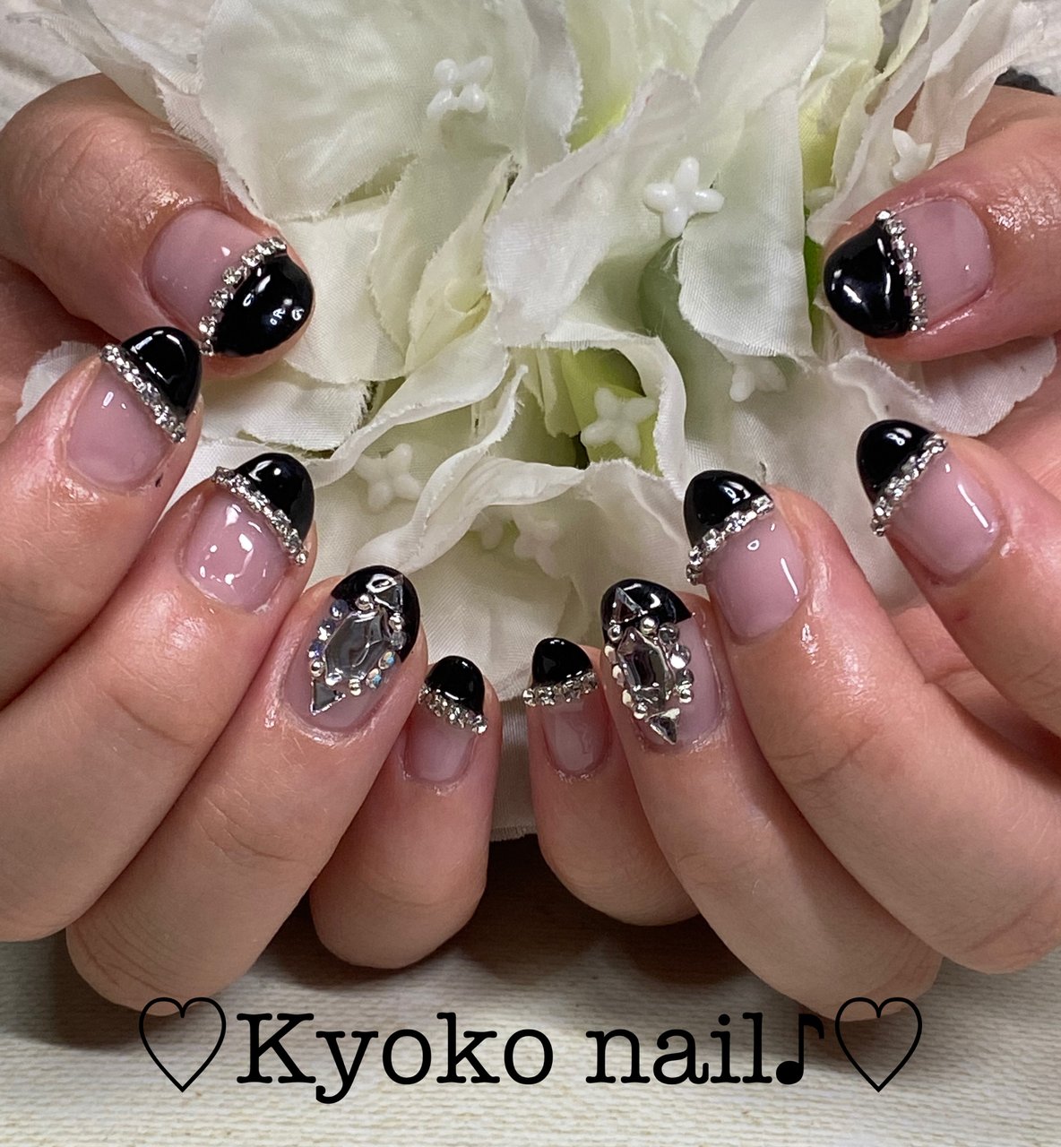 オールシーズン ハンド フレンチ ショート ブラック Kyoko Nailのネイルデザイン No ネイルブック