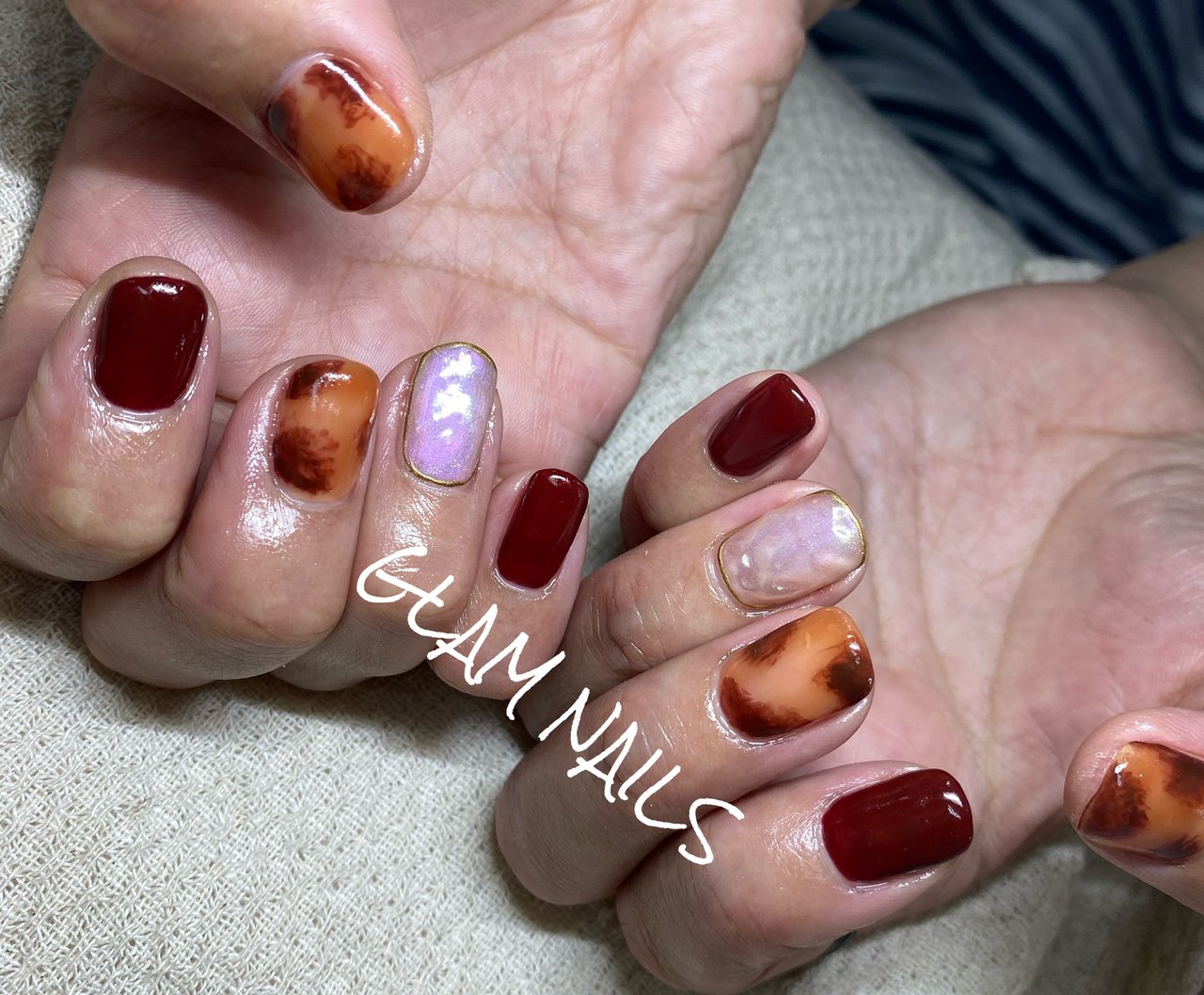 秋 ハンド ホログラム べっ甲 オーロラ Asami Glam Nのネイルデザイン No ネイルブック