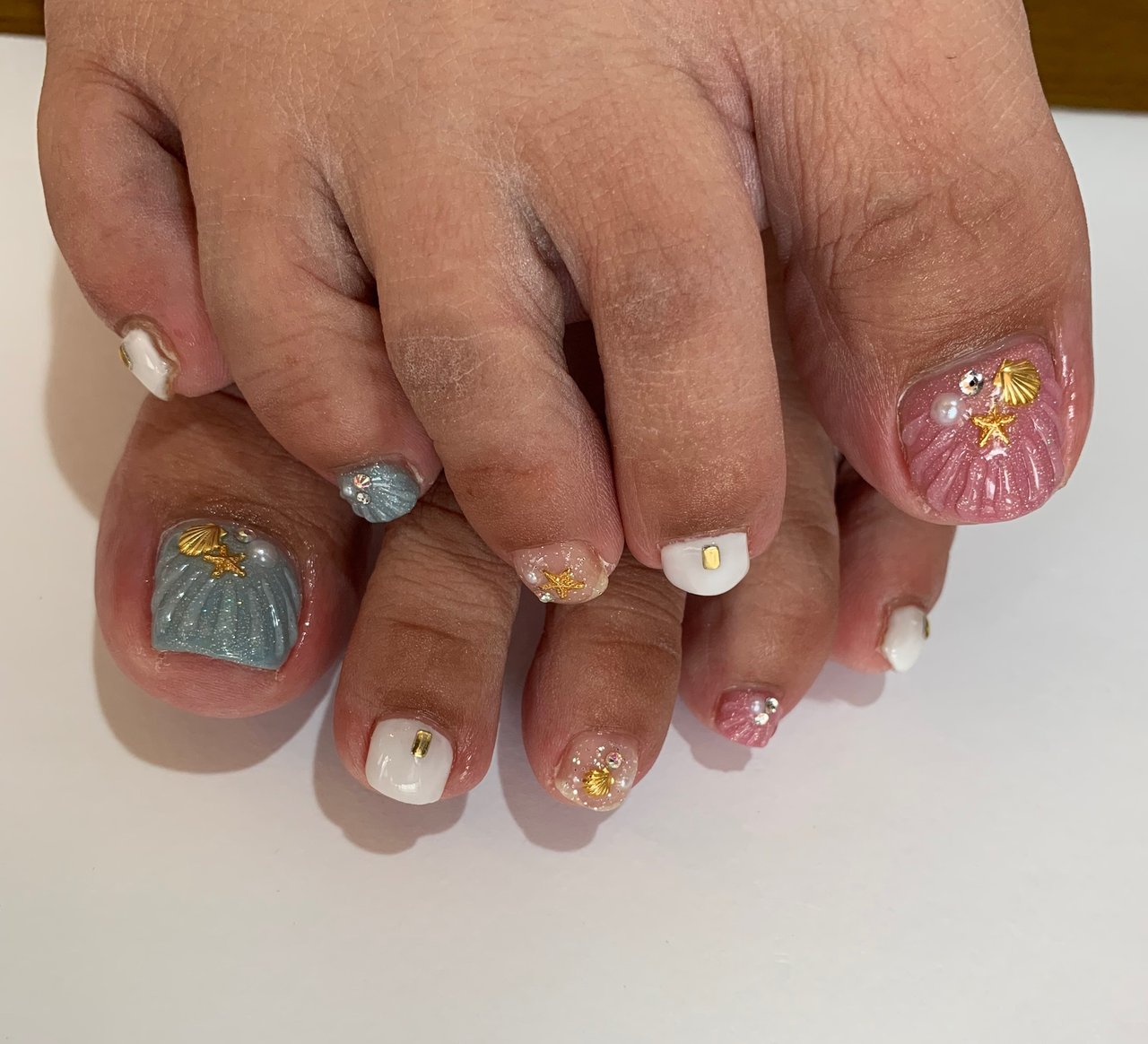 夏 フット シェル ショート ピンク Embellirのネイルデザイン No ネイルブック