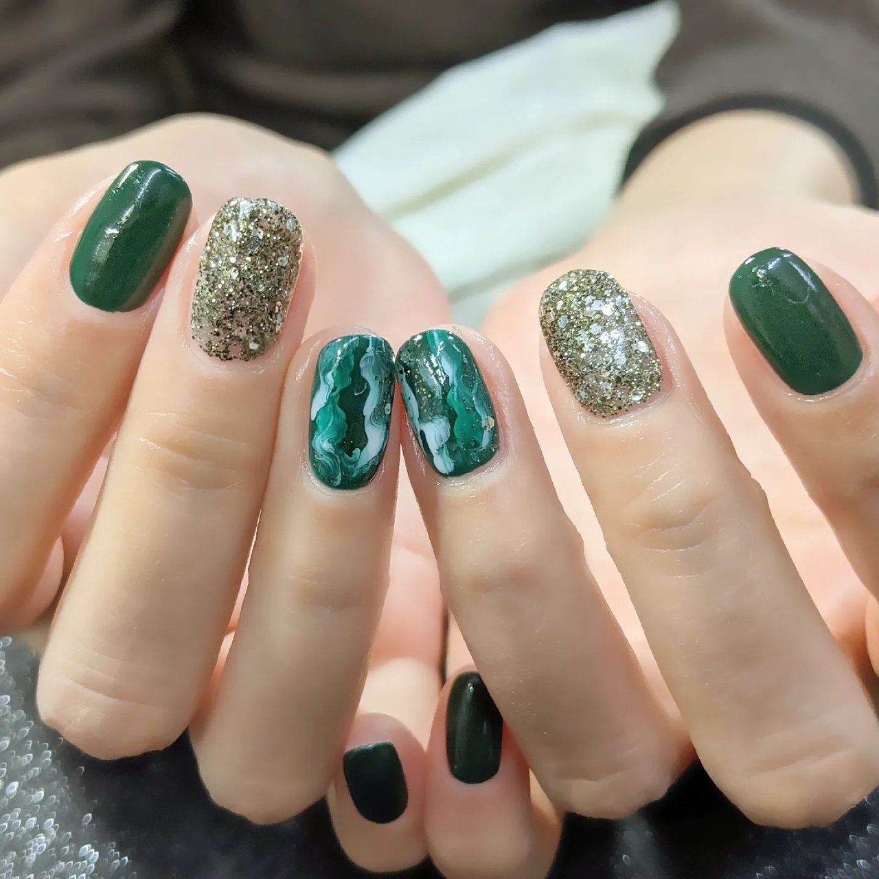 オールシーズン ラメ ワンカラー マーブル ホワイト Lunacoffret Chizuruのネイルデザイン No ネイルブック