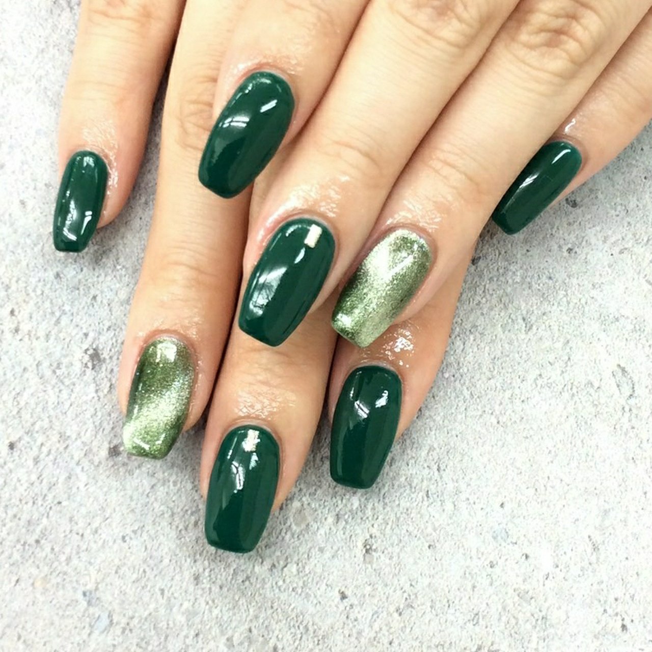 冬 ハンド マグネット ミディアム グリーン Nailsalon Daisyのネイルデザイン No ネイルブック