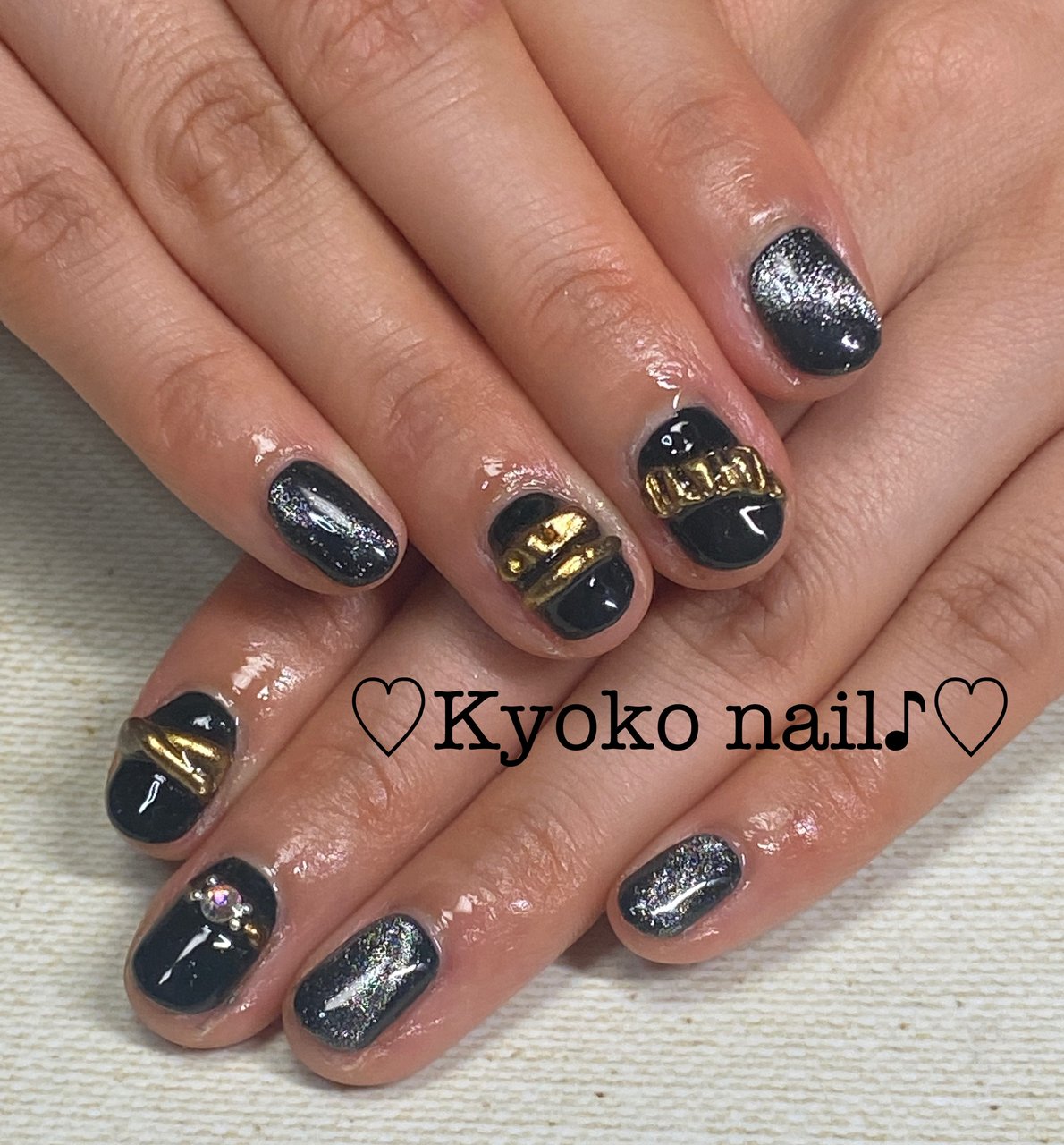 オールシーズン ハンド ワンカラー マグネット ショート Kyoko Nailのネイルデザイン No ネイルブック