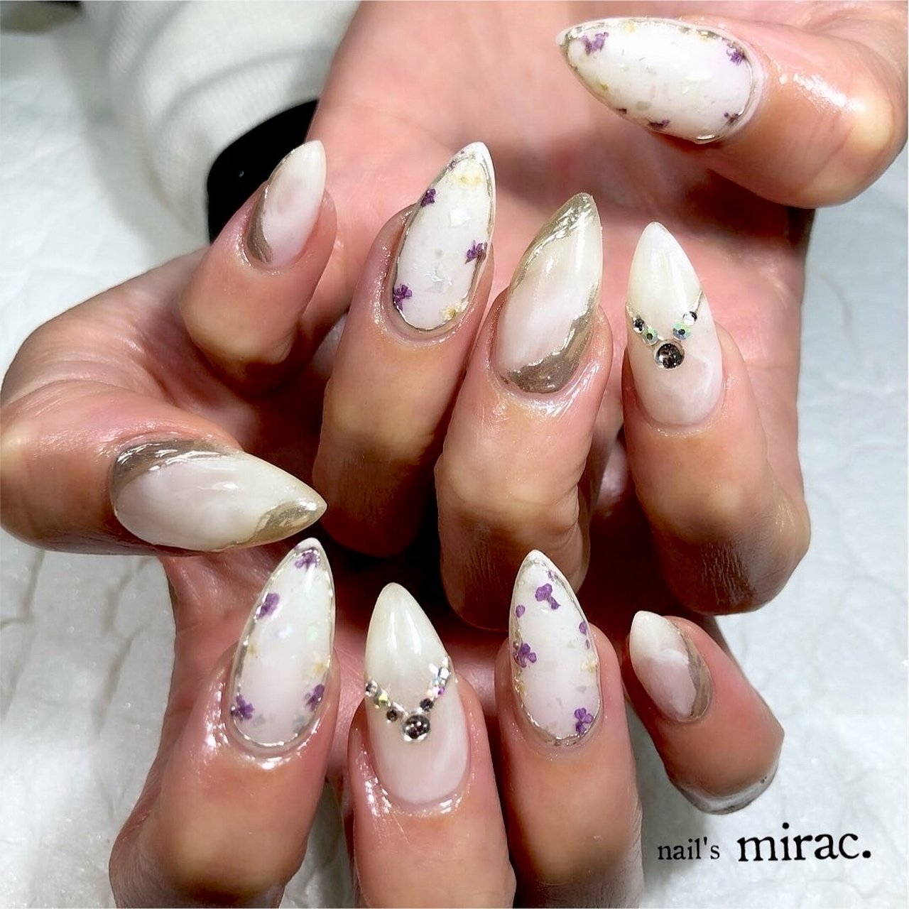 春 旅行 ブライダル デート ハンド Nail Smirac 林 智子のネイルデザイン No ネイルブック