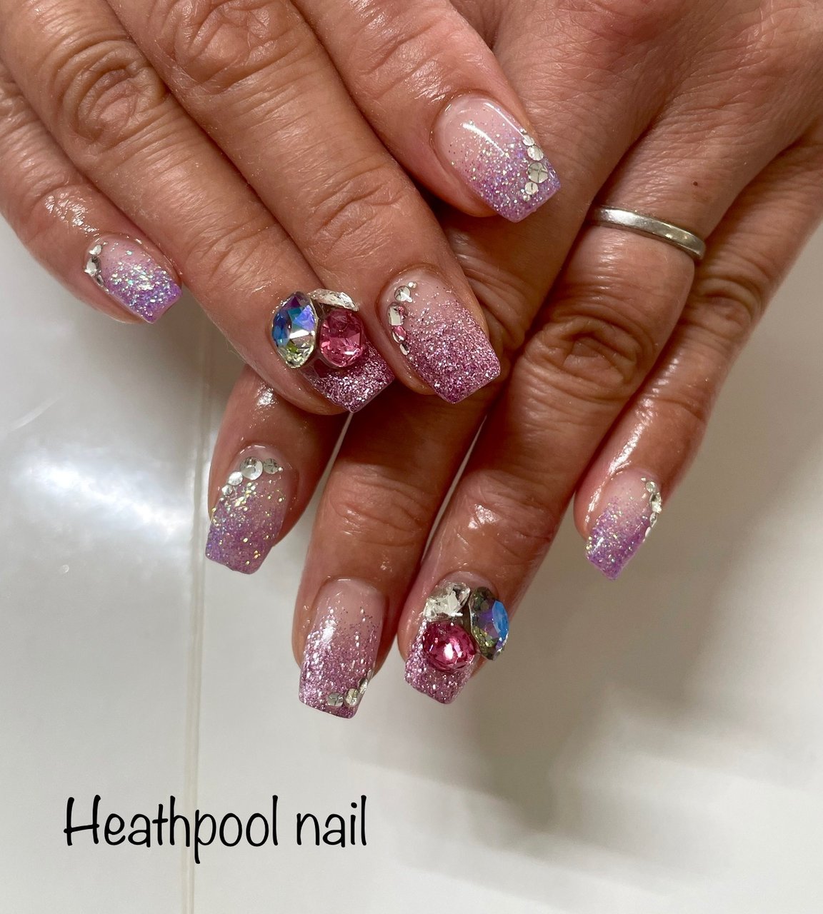 ハンド グラデーション ビジュー ラメ ピンク Heathpoolnailのネイルデザイン No ネイルブック