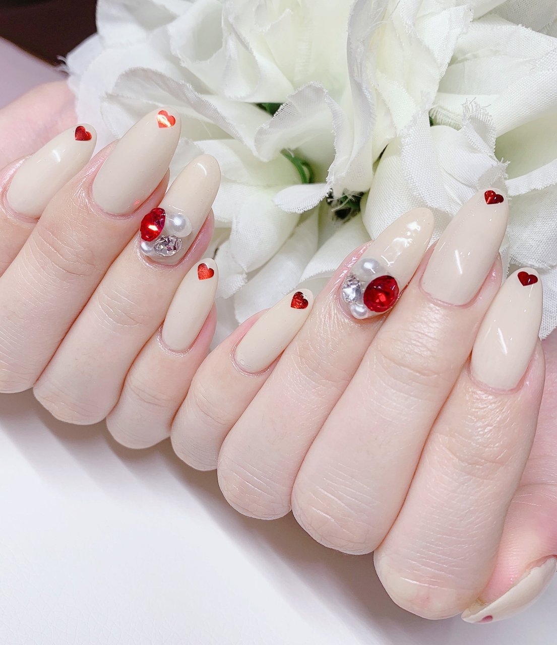 ハンド シンプル ビジュー ワンカラー ハート あめちゃんのネイルデザイン No ネイルブック