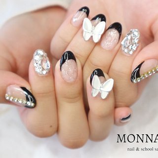 お客様nail♡ .
BLACKフレンチ✖️ビジュー❤︎
いつもありがとうございます☺︎
.
@monail_mona
.
.
━━━━━━━━━━━━━━━━━━━━
▫️爪にコンプレックスがある
▫️ネイルの持ちが悪い
▫️爪を丈夫に保ちたい
トラブル爪にも対応できるネイルサロン🌴 
━━━━━━━━━━━━━━━━━━━━
ご予約はこちら↓

LINE ID @vnd4371h
DMでも受け付けております💌

 MONNAL& モナールアンド 
営業時間 10:00～18:00 (Lo.16:30) 
定休日 不定休 

https://kb-monail.shopinfo.jp/

住所　福井市大町10-2-2 
ショッピングシティベル近く🔔
.
TEL 0776-63-6268
━━━━━━━━━━━━━━━━━━━━
.
#MONNAL&#モナールアンド
#monail#もないる#monail_yurika
#福井ネイル#福井ネイルサロン
#ケア#ジェル#スカルプ#フットジェル
#ネイル#アートし放題#深爪矯正福井
#パーフェクトフィルイン福井
#ベース一層残し福井#フィルイン福井
#maogel導入サロン福井 #オールシーズン #ハンド #フレンチ #ミディアム #ブラック #モノトーン #ジェルネイル #MONNAL& / yurika 前田百合香 #ネイルブック