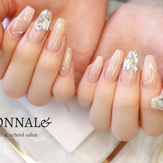 お客様nail♡ .
ナチュラルカラーにビジュー❤︎
いつもありがとうございます☺︎
.
@monail_mona
.
.
━━━━━━━━━━━━━━━━━━━━
▫️爪にコンプレックスがある
▫️ネイルの持ちが悪い
▫️爪を丈夫に保ちたい
トラブル爪にも対応できるネイルサロン🌴 
━━━━━━━━━━━━━━━━━━━━
ご予約はこちら↓

LINE ID @vnd4371h
DMでも受け付けております💌

 MONNAL& モナールアンド 
営業時間 10:00～18:00 (Lo.16:30) 
定休日 不定休 

https://kb-monail.shopinfo.jp/

住所　福井市大町10-2-2 
ショッピングシティベル近く🔔
.
TEL 0776-63-6268
━━━━━━━━━━━━━━━━━━━━
.
#MONNAL&#モナールアンド
#monail#もないる#monail_yurika
#福井ネイル#福井ネイルサロン
#ケア#ジェル#スカルプ#フットジェル
#ネイル#アートし放題#深爪矯正福井
#パーフェクトフィルイン福井
#ベース一層残し福井#フィルイン福井
#maogel導入サロン福井 #オールシーズン #ハンド #ビジュー #ワンカラー #ロング #ベージュ #シルバー #ジェルネイル #MONNAL& / yurika 前田百合香 #ネイルブック