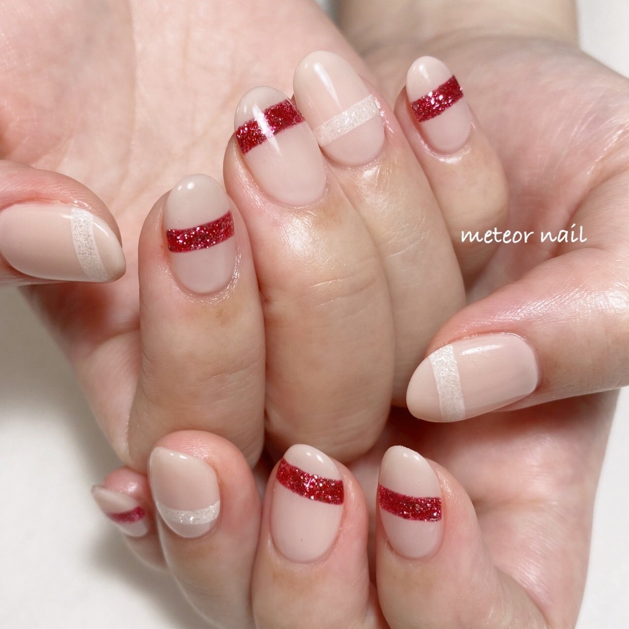 オールシーズン ハンド ラメ ワンカラー ショート Meteornail ミーティアネイルのネイルデザイン No ネイルブック