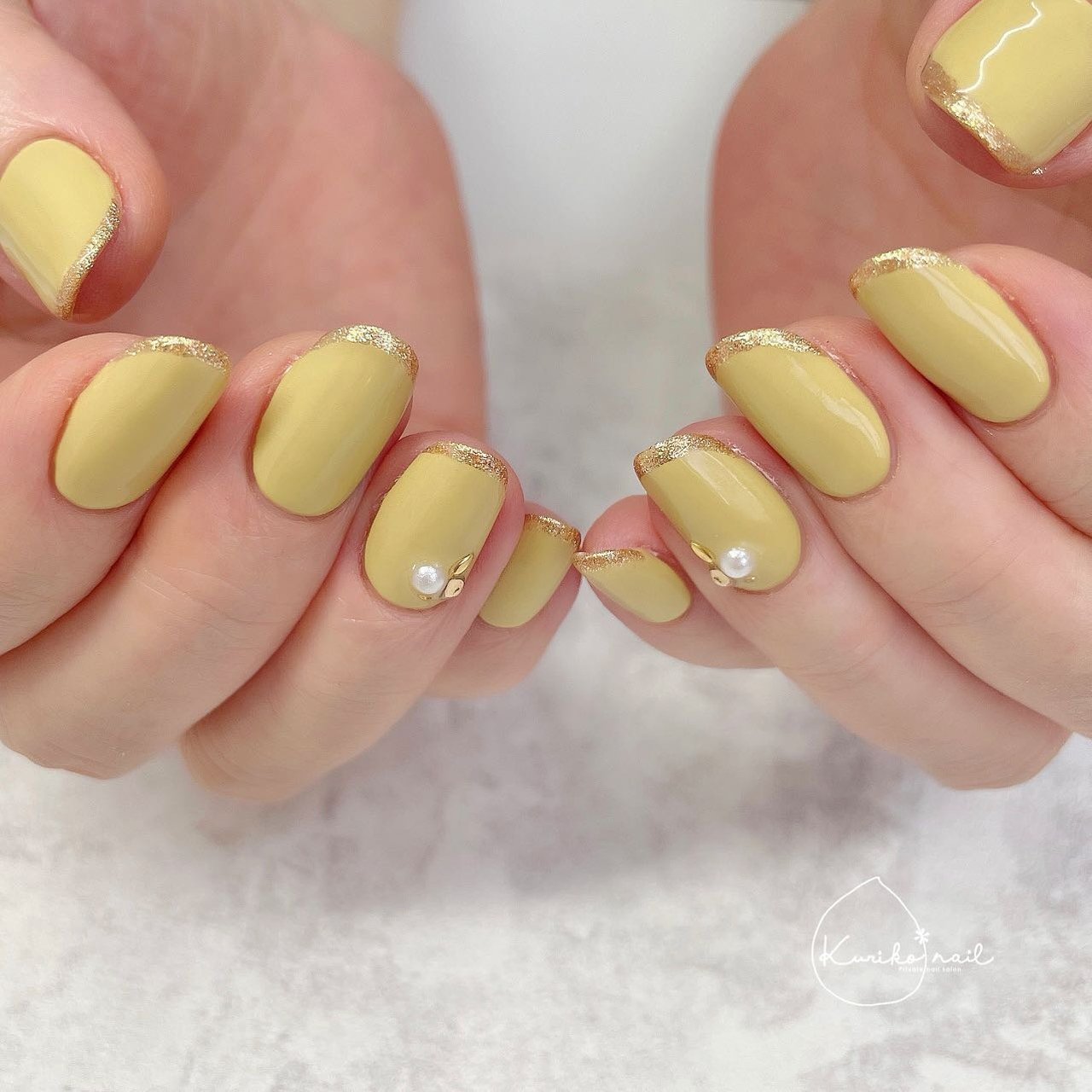 オールシーズン デート ハンド ワンカラー イエロー Kuriko Nailのネイルデザイン No 704 ネイルブック