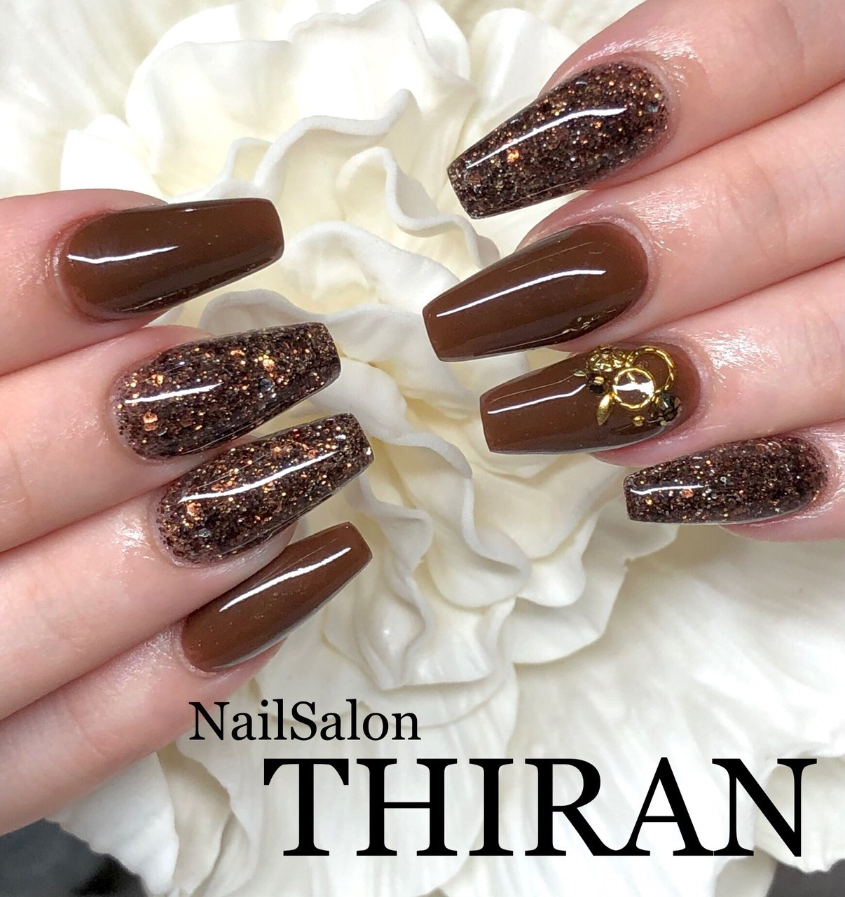 オールシーズン ハンド シンプル ラメ ワンカラー Nailsalon Thiranのネイルデザイン No ネイルブック